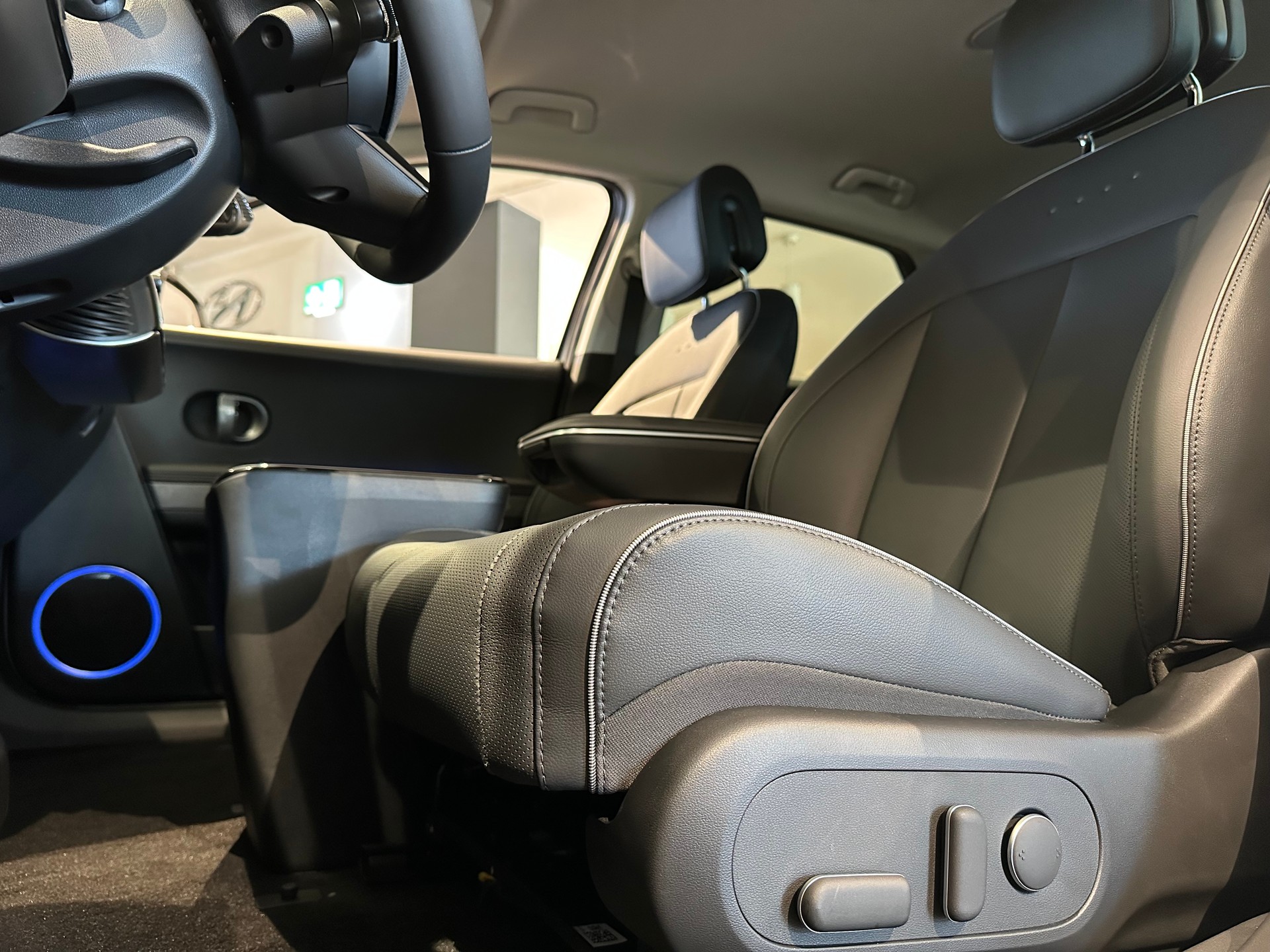 HYUNDAI Ioniq 5 Amplia 84kWh 4WD-image-8