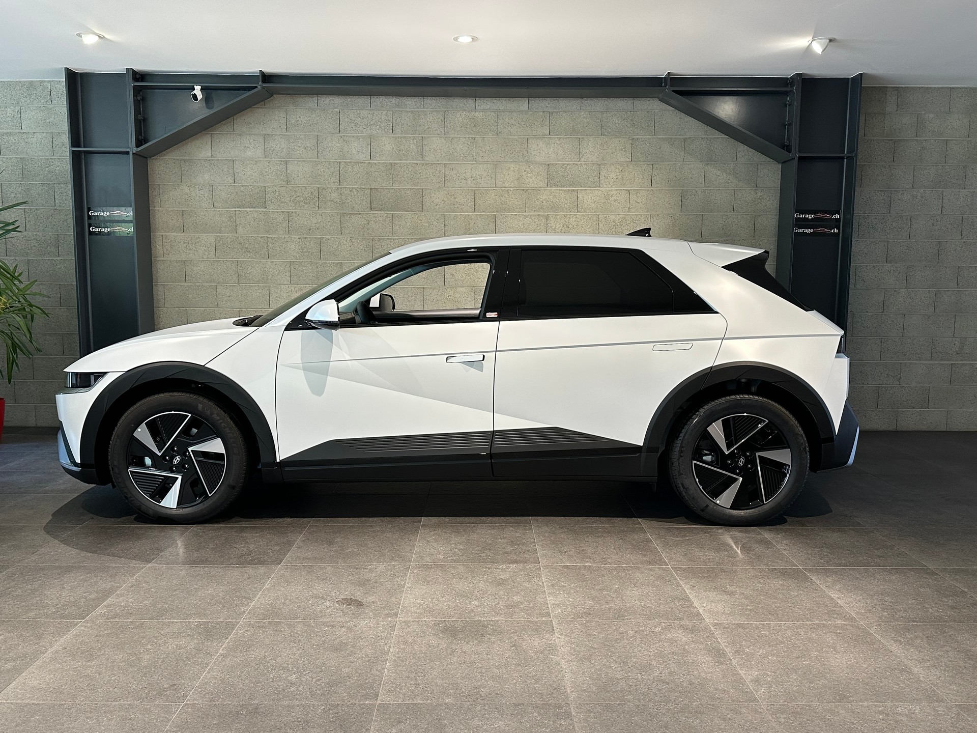 HYUNDAI Ioniq 5 Amplia 84kWh 4WD