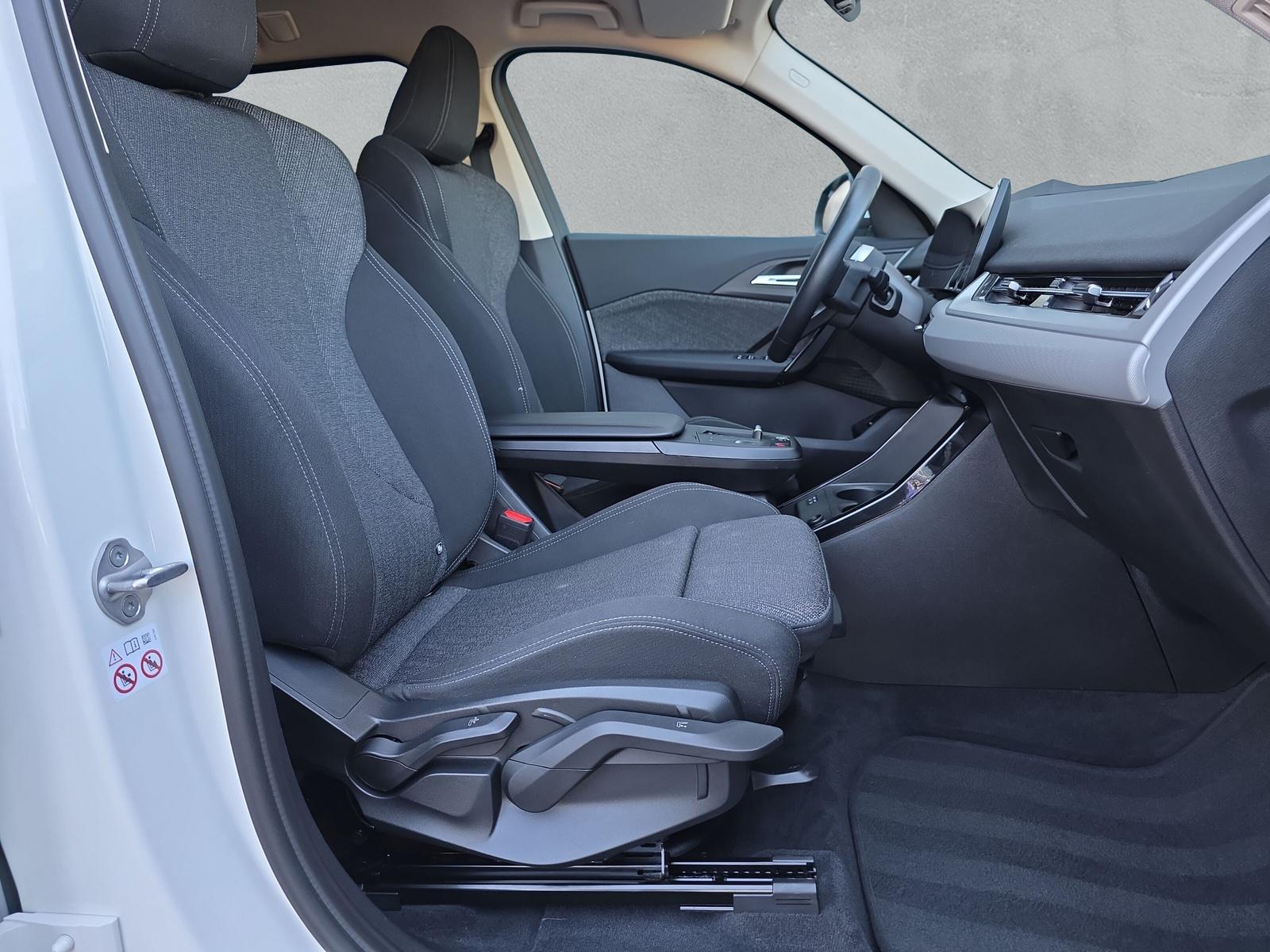 BMW X1 xDrive 30e U11 AHK (CH)-image-13