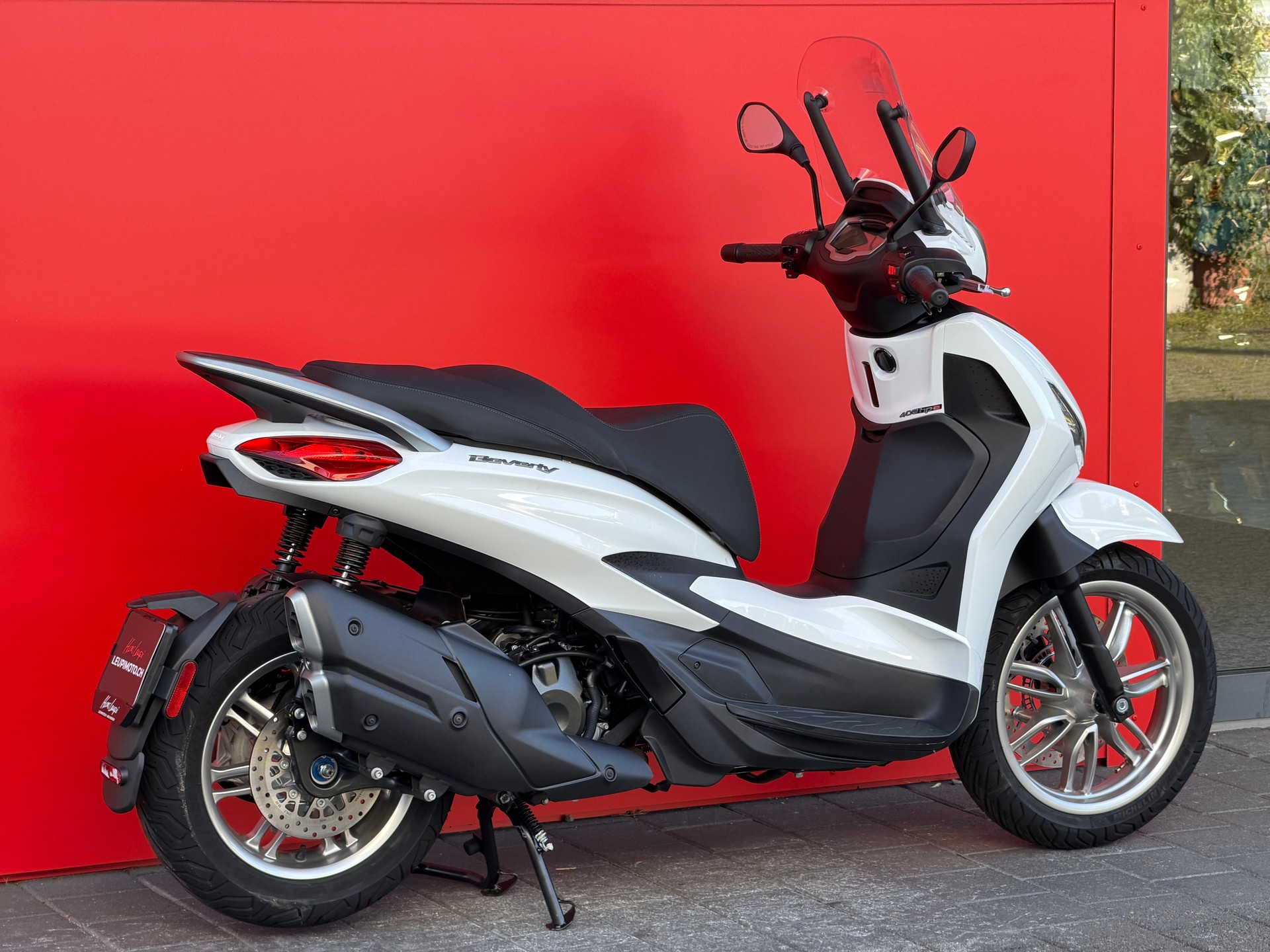 PIAGGIO Beverly 400 E5+-image-2