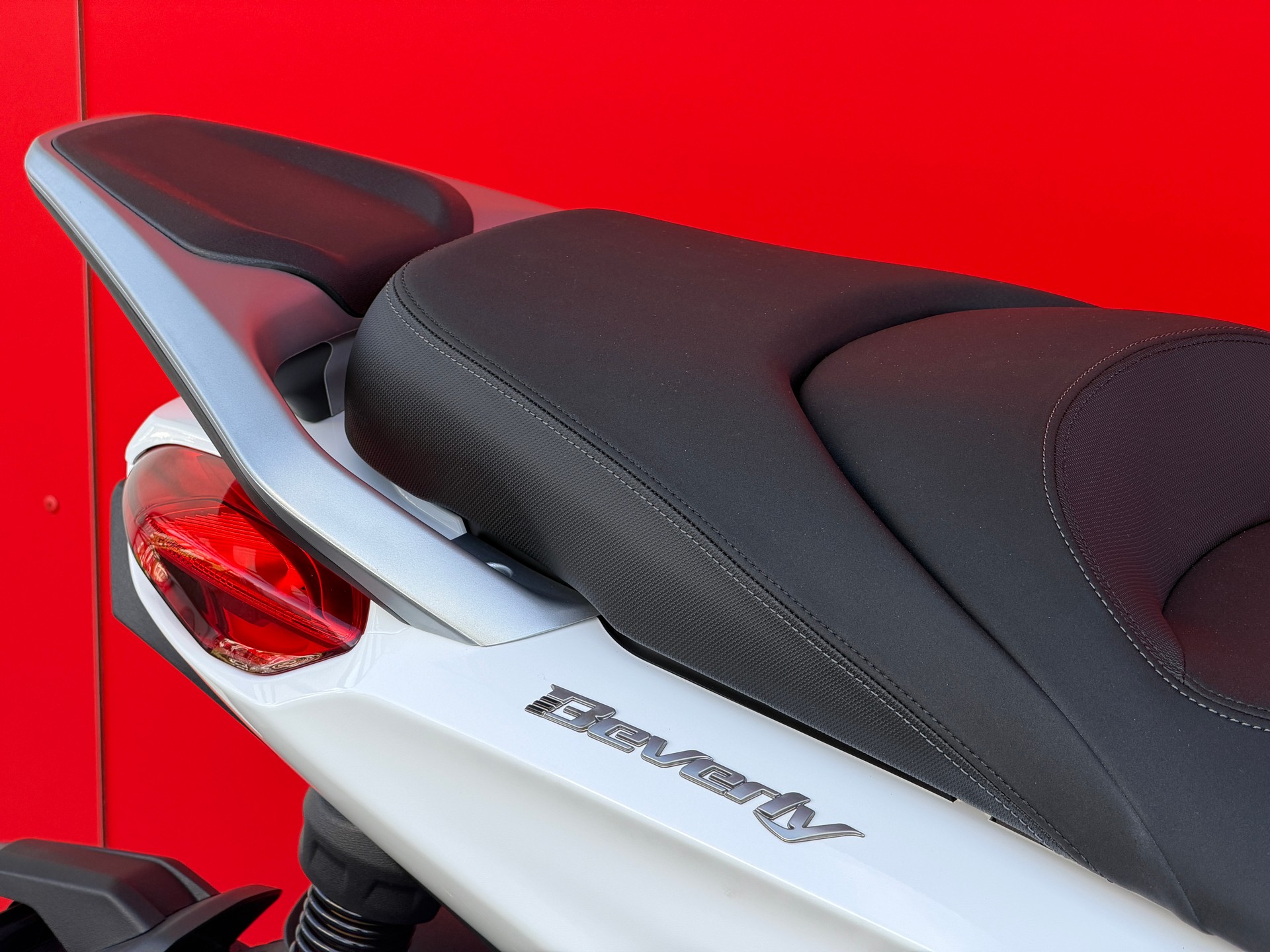 PIAGGIO Beverly 400 E5+-image-4