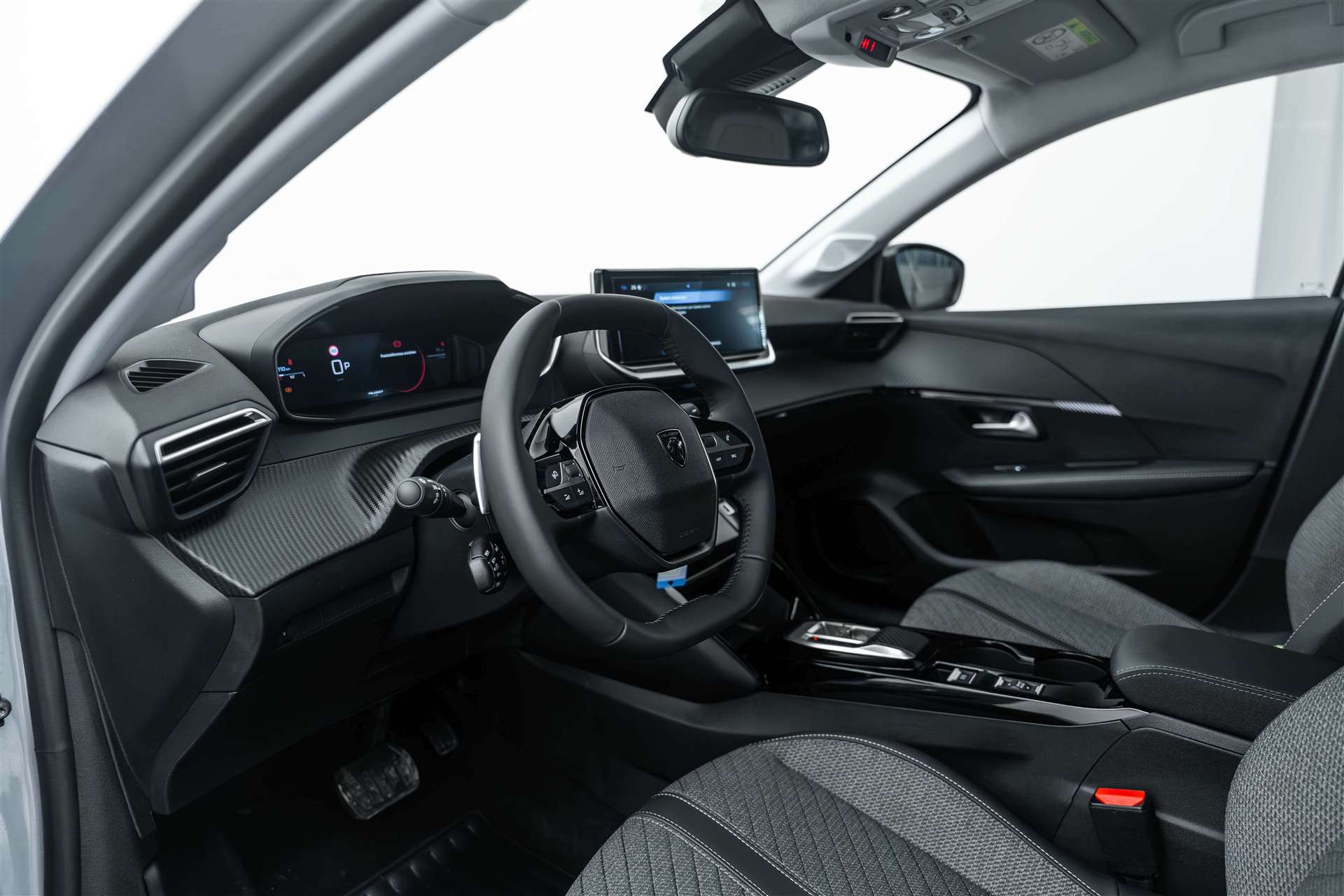 PEUGEOT PEUGEOT 208 1.2 MHEV 110 Allure Automat-image-6