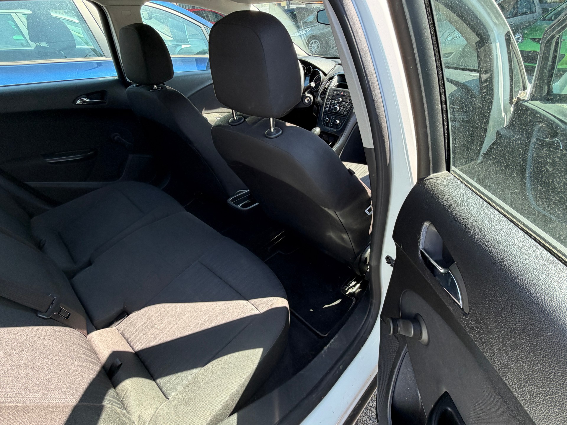 OPEL Astra SportsTourer 1.4i 16V-image-10
