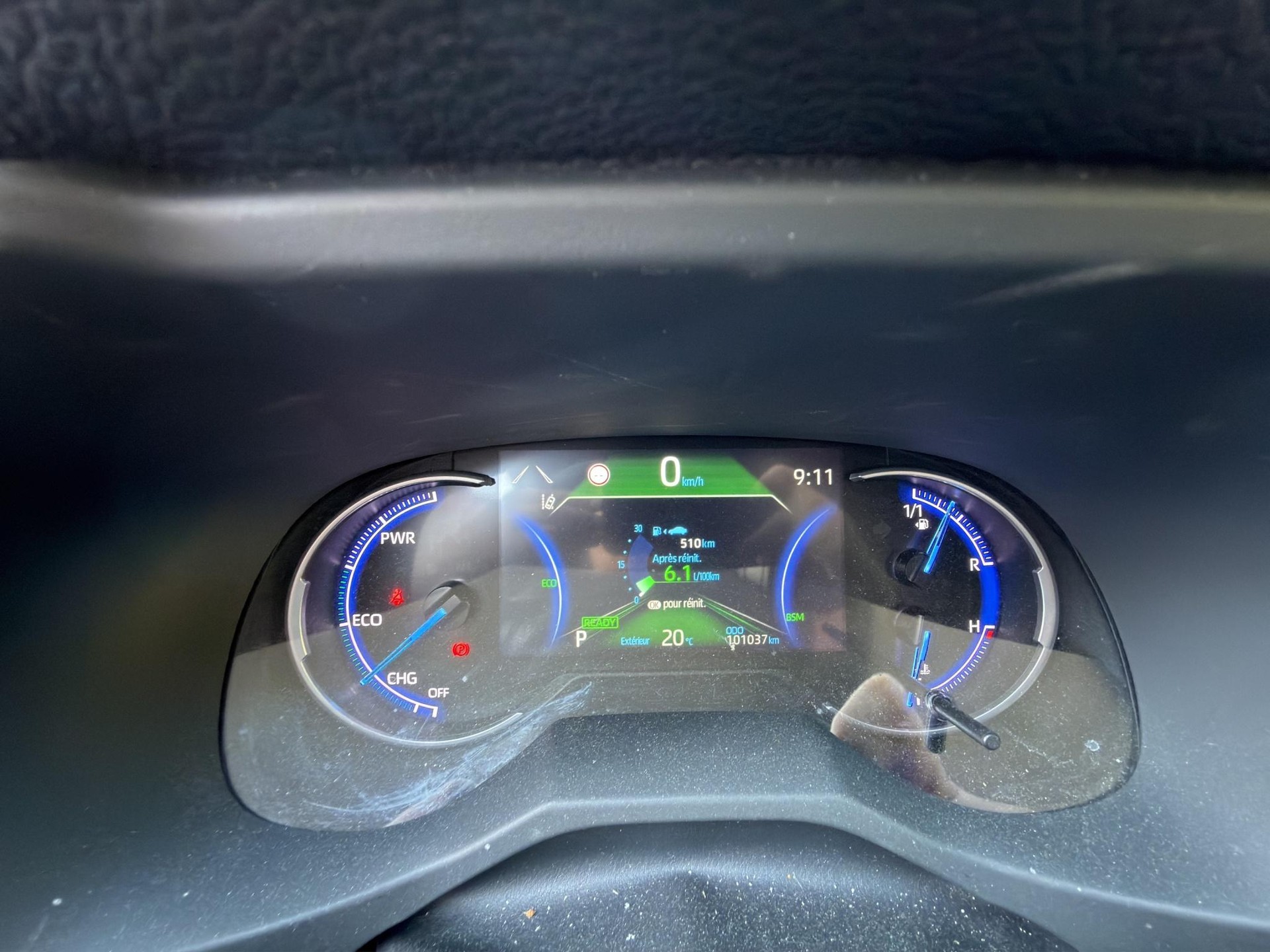 TOYOTA RAV4 2.5 HEV Premium-image-14