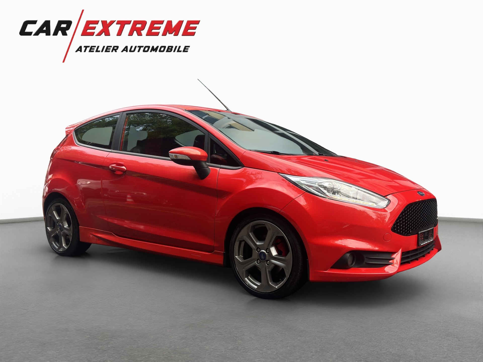 FORD Fiesta 1.6 SCTi ST-1-showroom-element-1