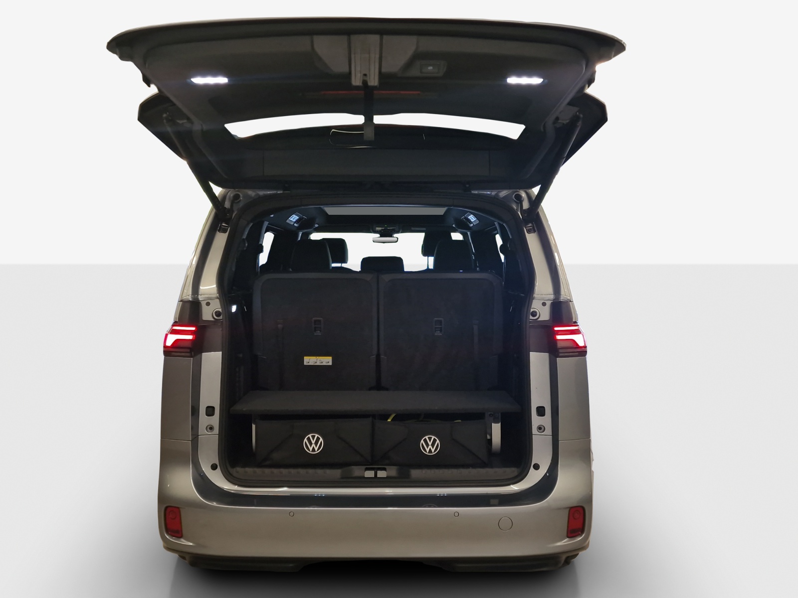VW ID.Buzz LWB GTX 4 Motion-image-12