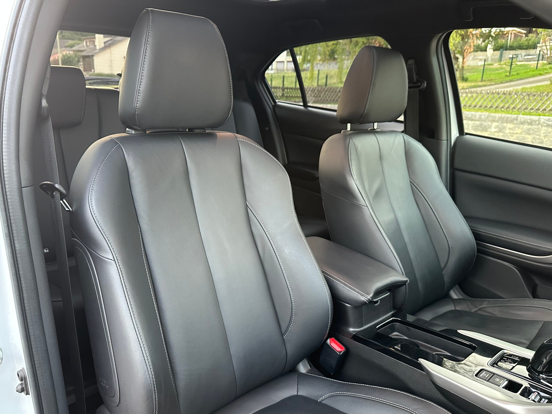 MITSUBISHI Eclipse Cross 2.4 PHEV Diamond 4WD-image-13