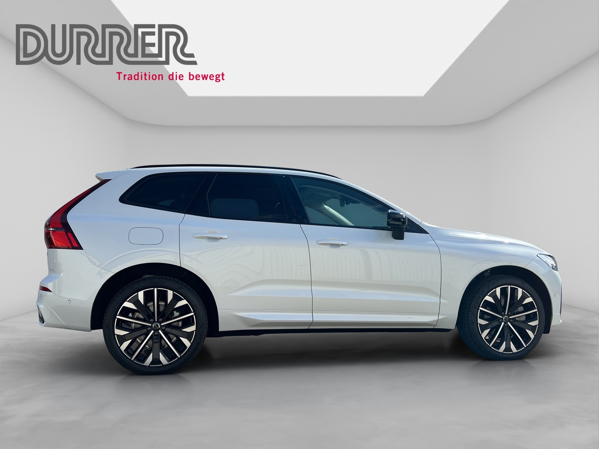 VOLVO XC60 2.0 T8 TE Ultra Dark eAWD-image-4