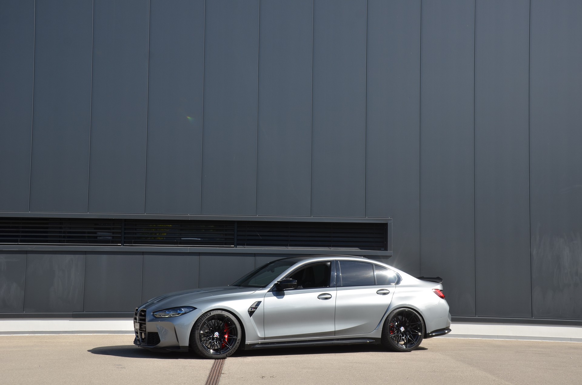 BMW M3 Competition M xDrive-showroom-element-1