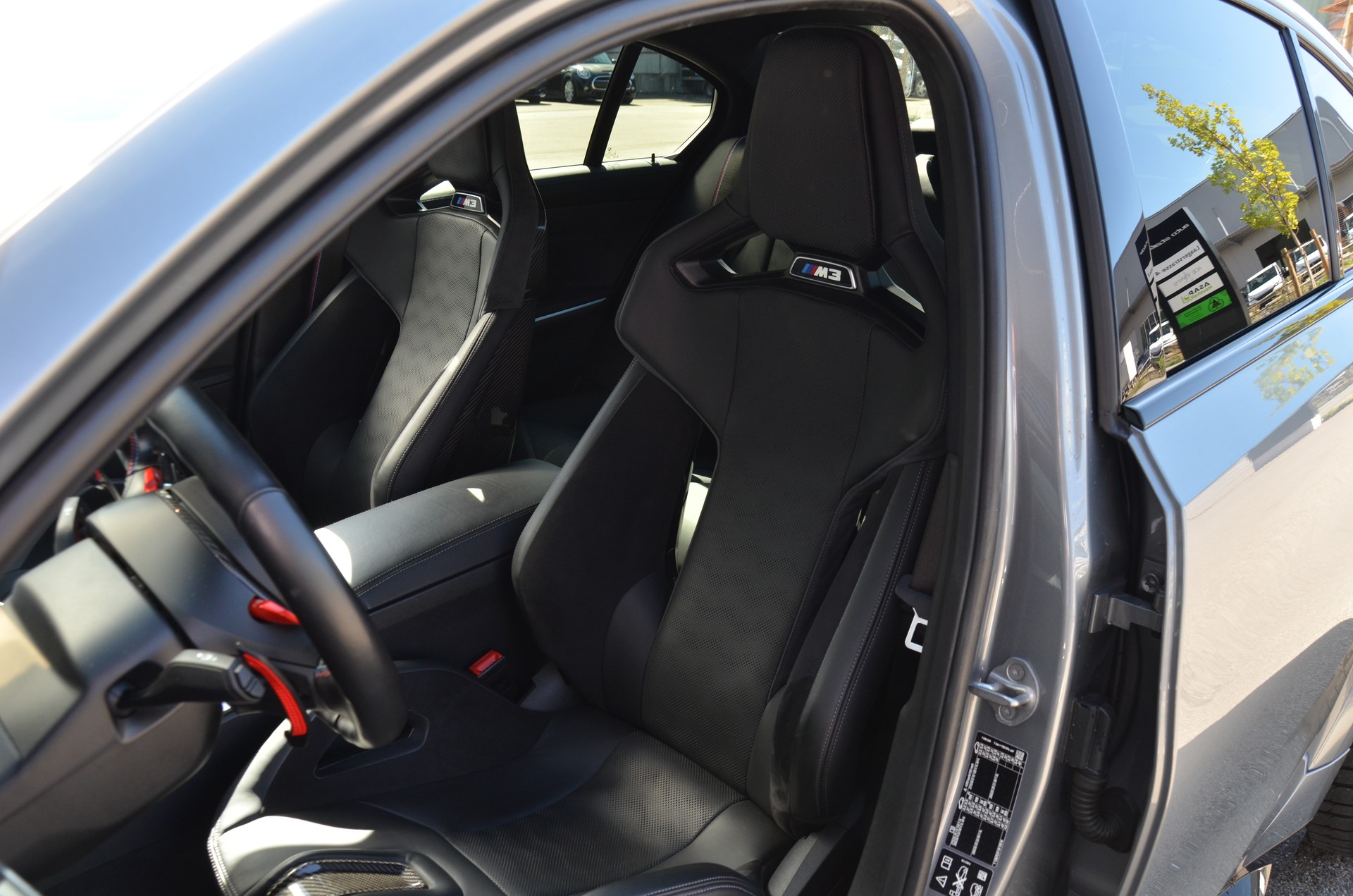 BMW M3 Competition M xDrive-image-15