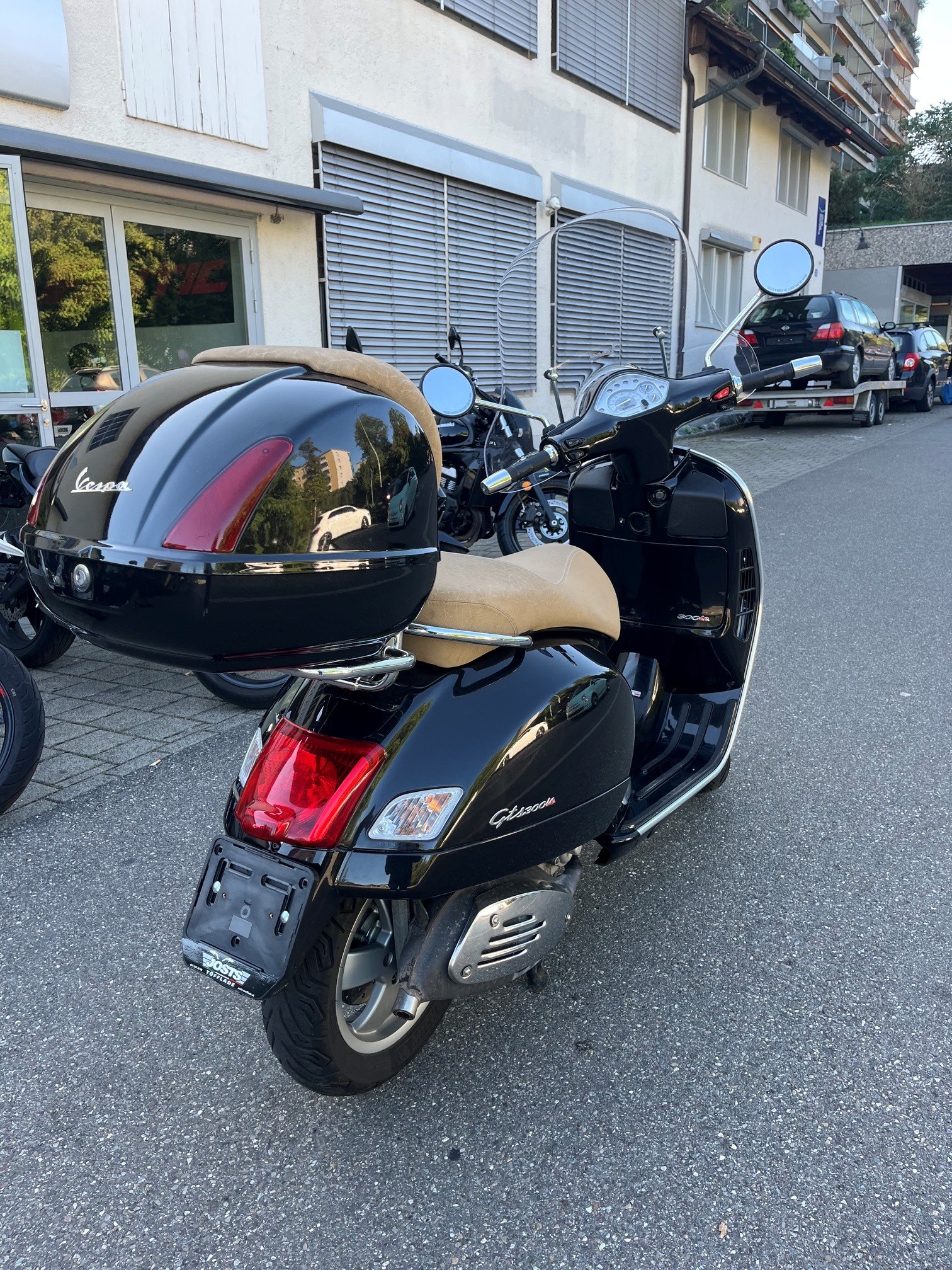 PIAGGIO Vespa GTS Super 300 i.e - GRATIS LIEFERUNG*-image-3