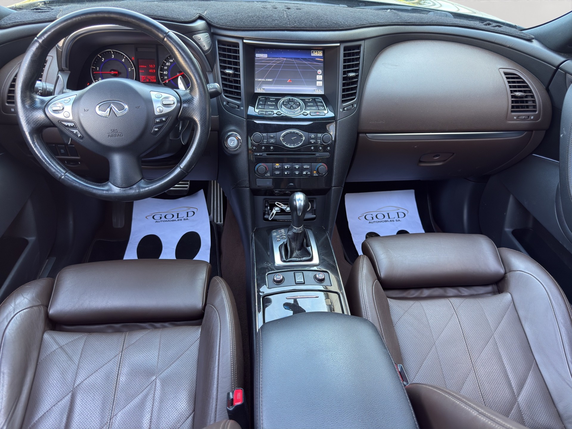 INFINITI FX30d S Premium AWD Automatic-image-2