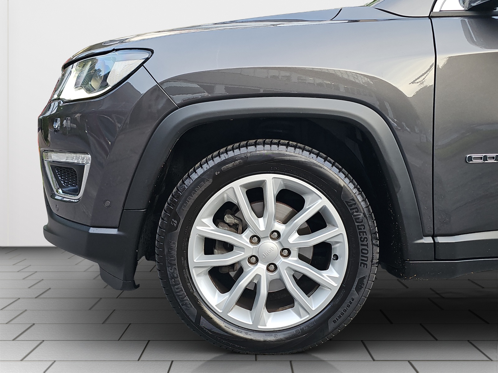 JEEP Compass 4x2 1.3 Turbo Limited DKG-image-18