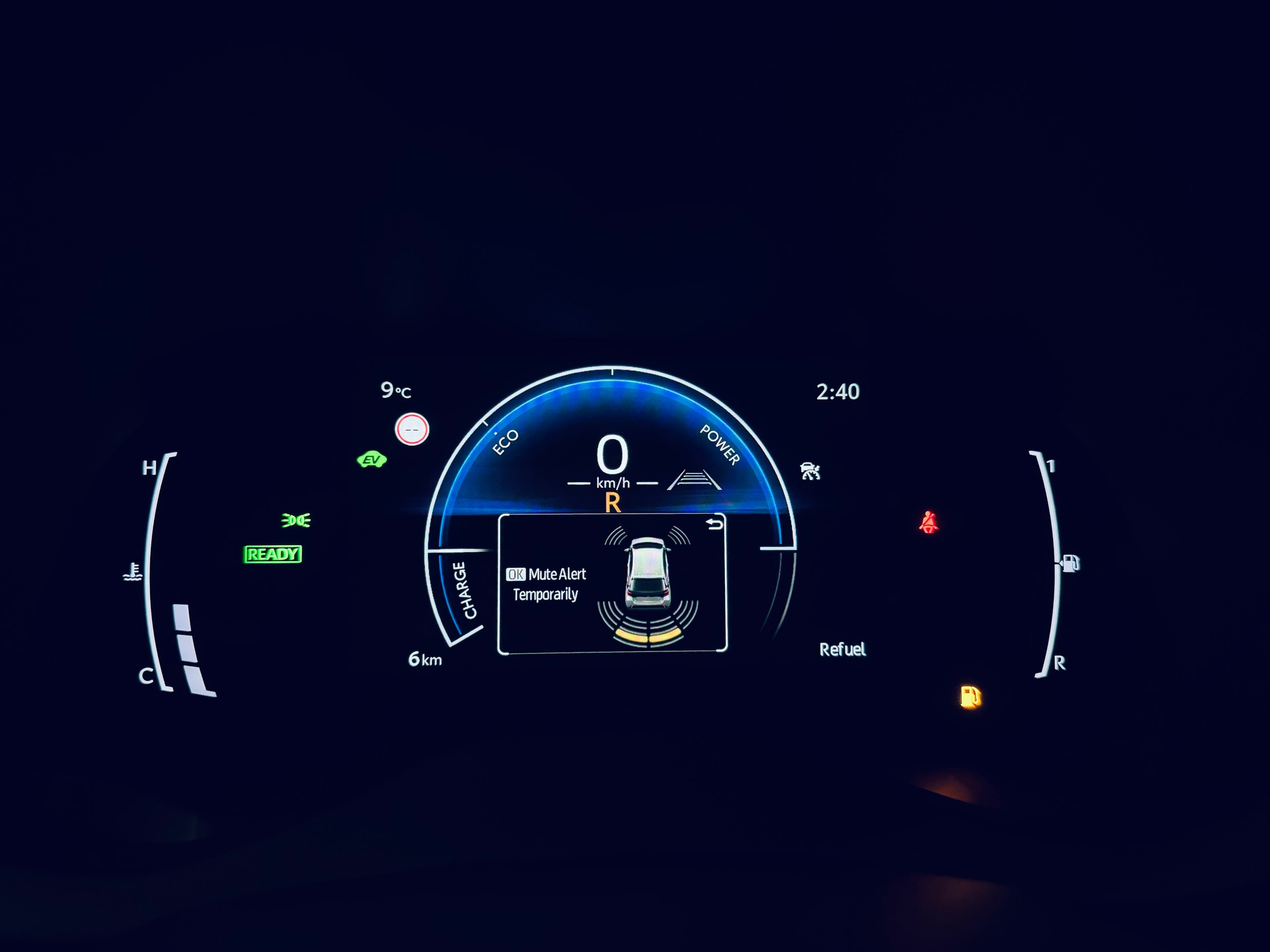 TOYOTA Yaris 1.5 Trend e-CVT-image-23