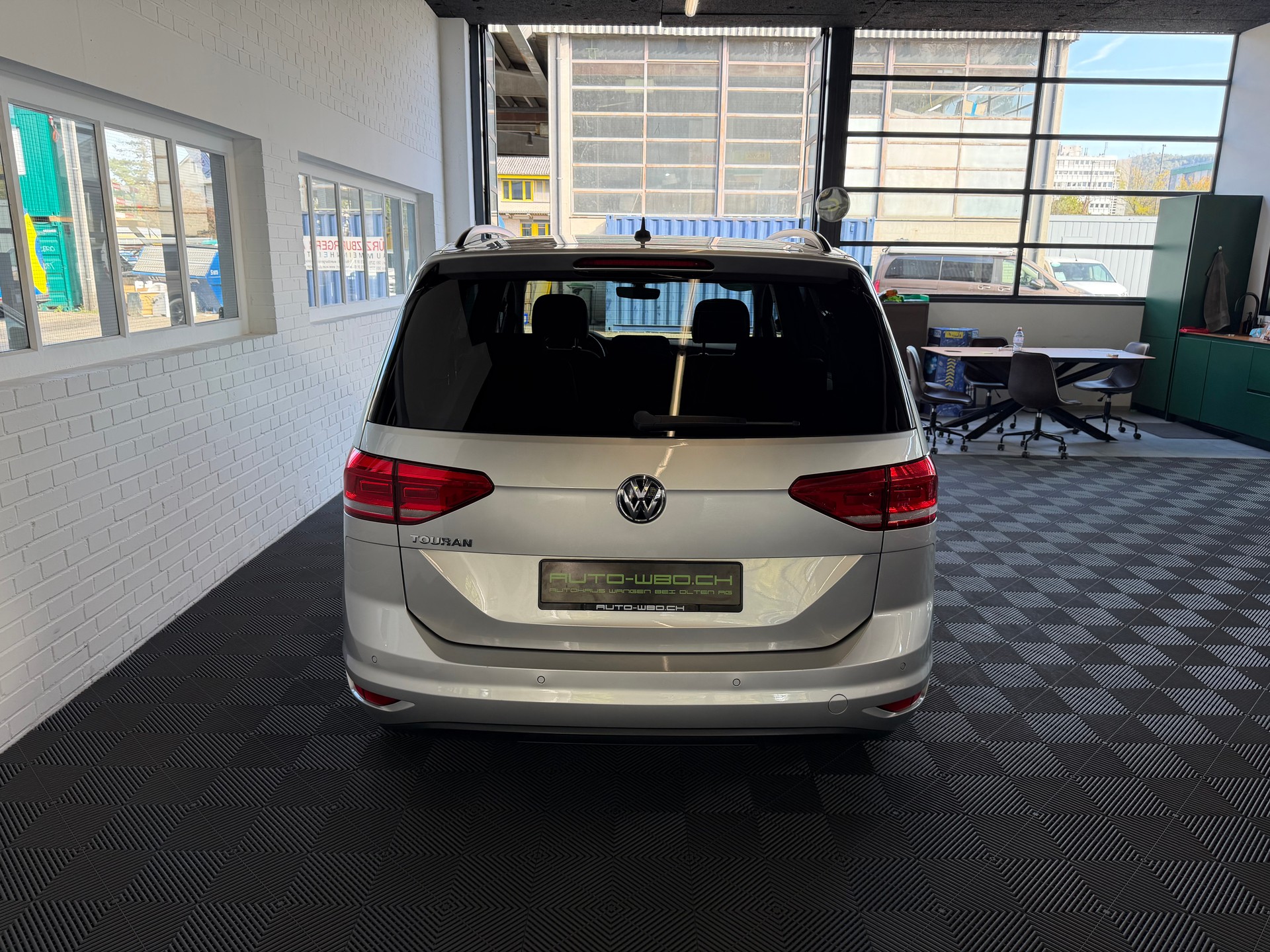 VW Touran 2.0 TDI BlueMotion TechnologyComfortline DSG-showroom-element-3