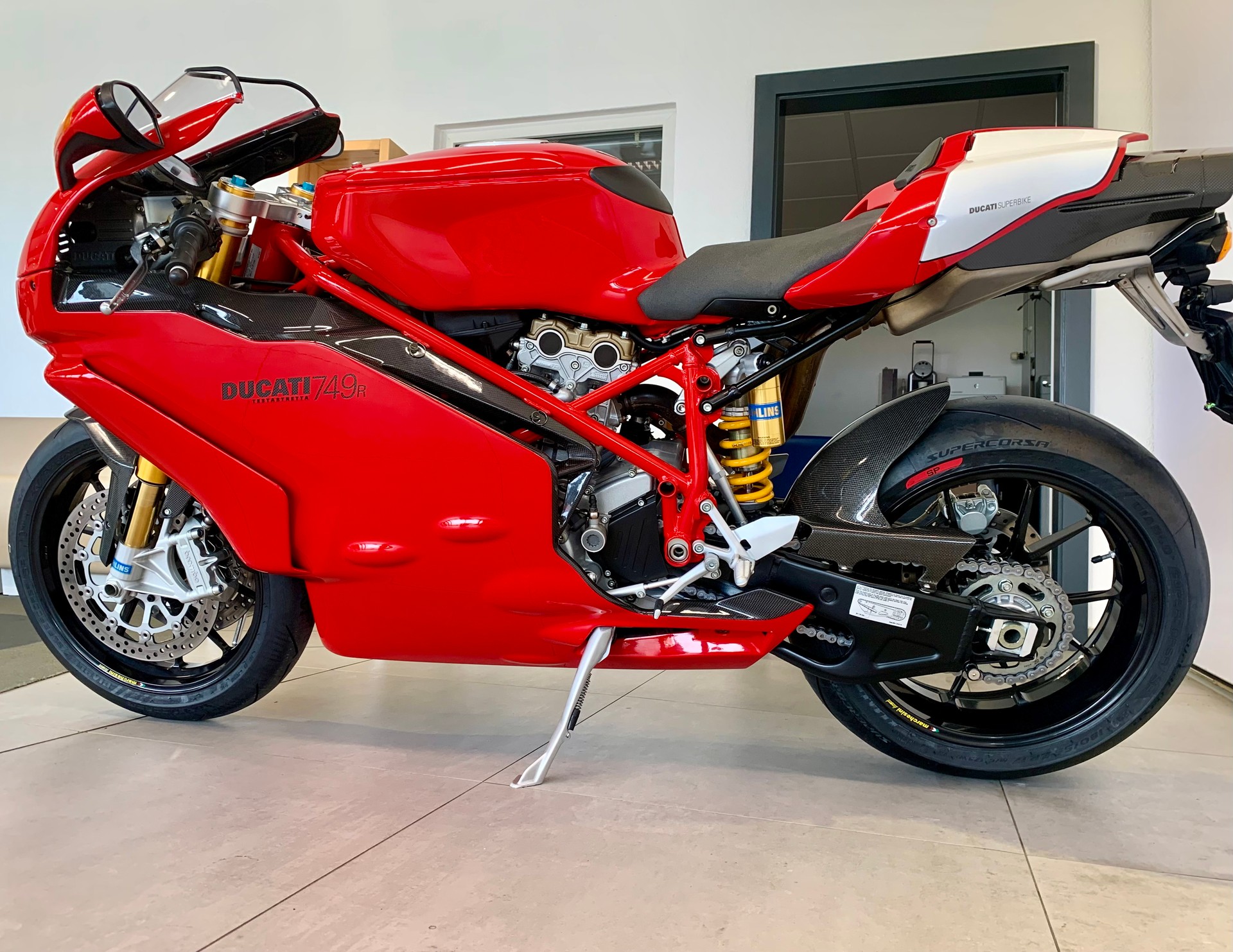 DUCATI 749 R Mono-image-11