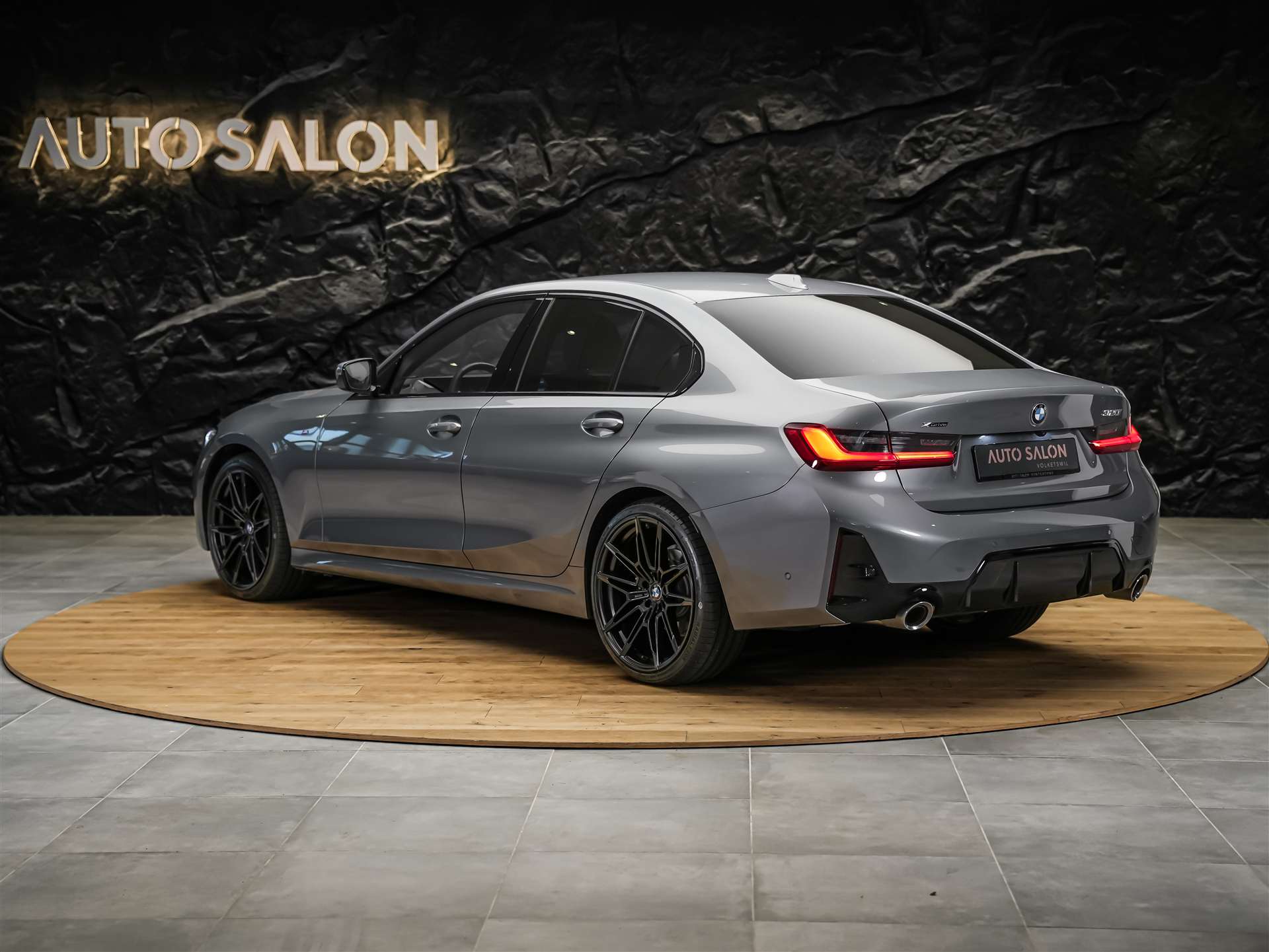 BMW 320i xDrive Steptronic M Sport Pro *Facelift*Werksgarantie*20" Felgen*Abstandsregler*-showroom-element-2