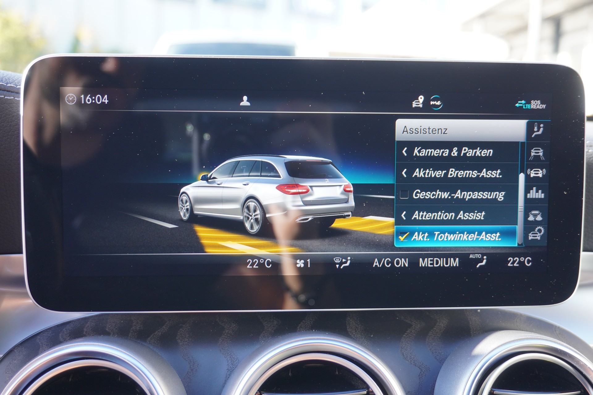 MERCEDES-BENZ C 220 d Swiss Star AMG Line 4M 9G-Tronic-image-33