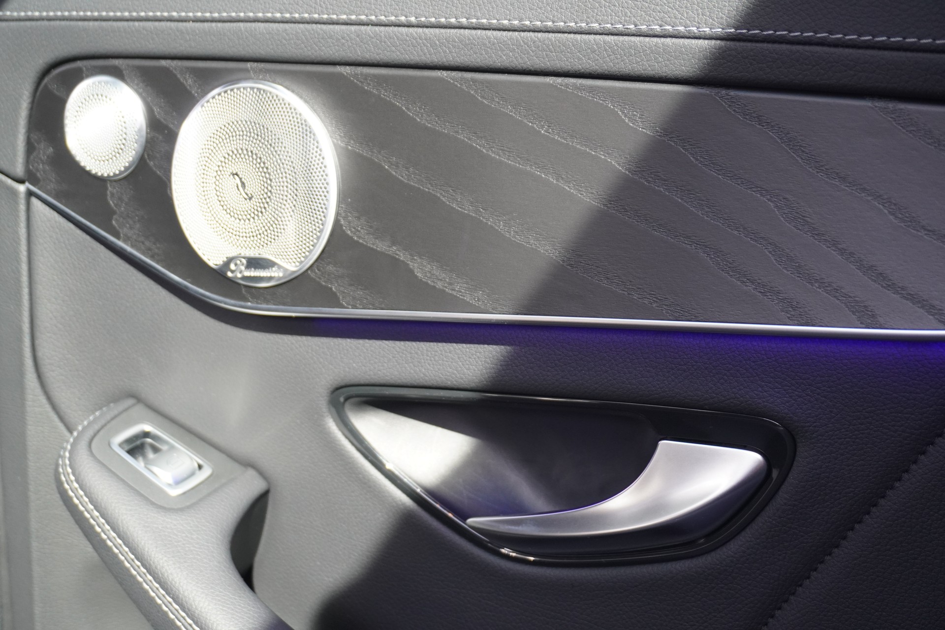 MERCEDES-BENZ C 220 d Swiss Star AMG Line 4M 9G-Tronic-image-15