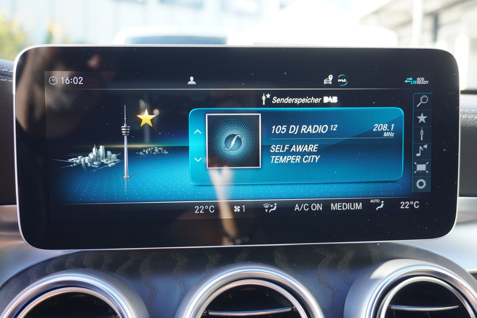 MERCEDES-BENZ C 220 d Swiss Star AMG Line 4M 9G-Tronic-image-27