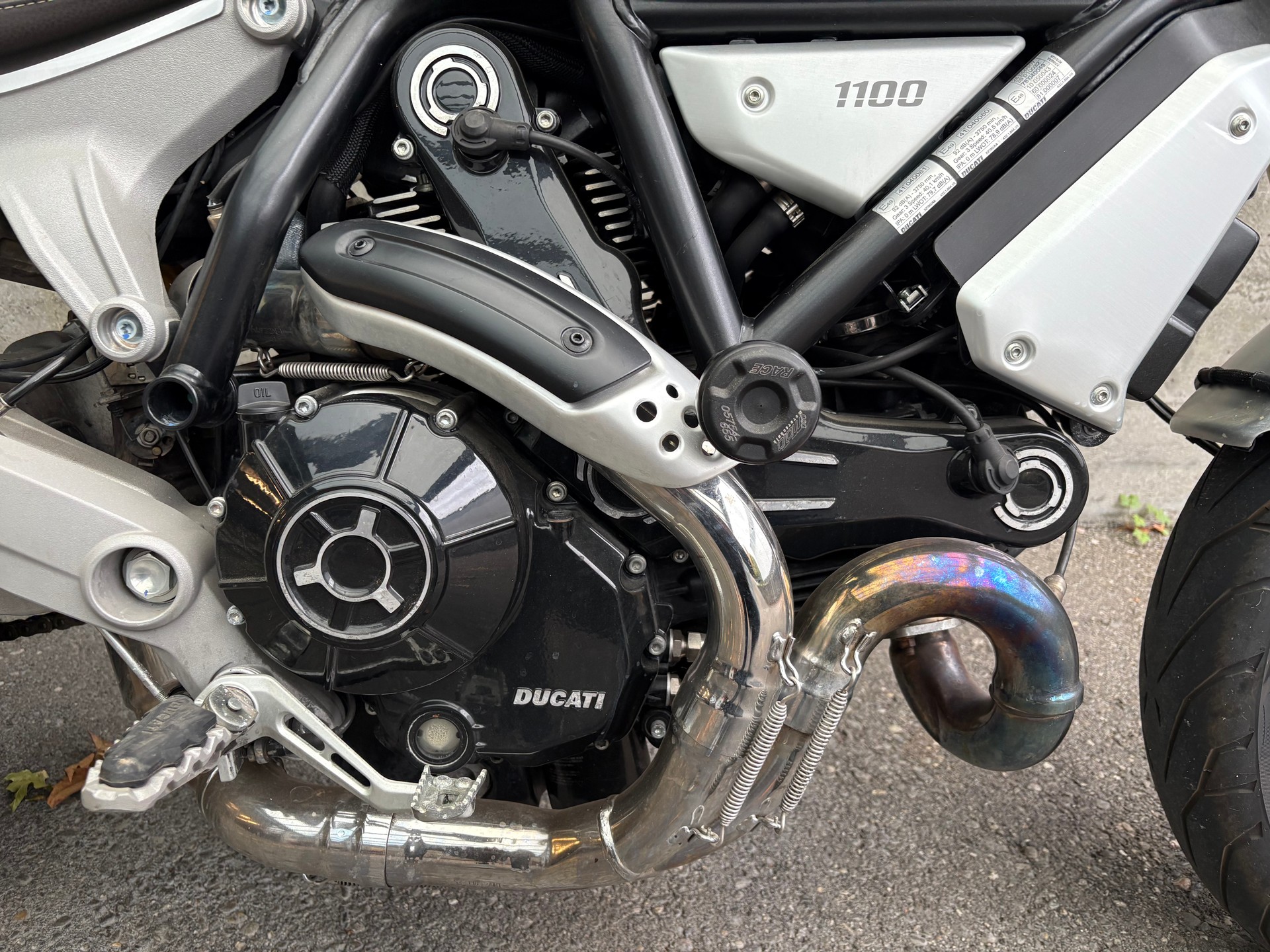 DUCATI Scrambler 1100 Special-image-2