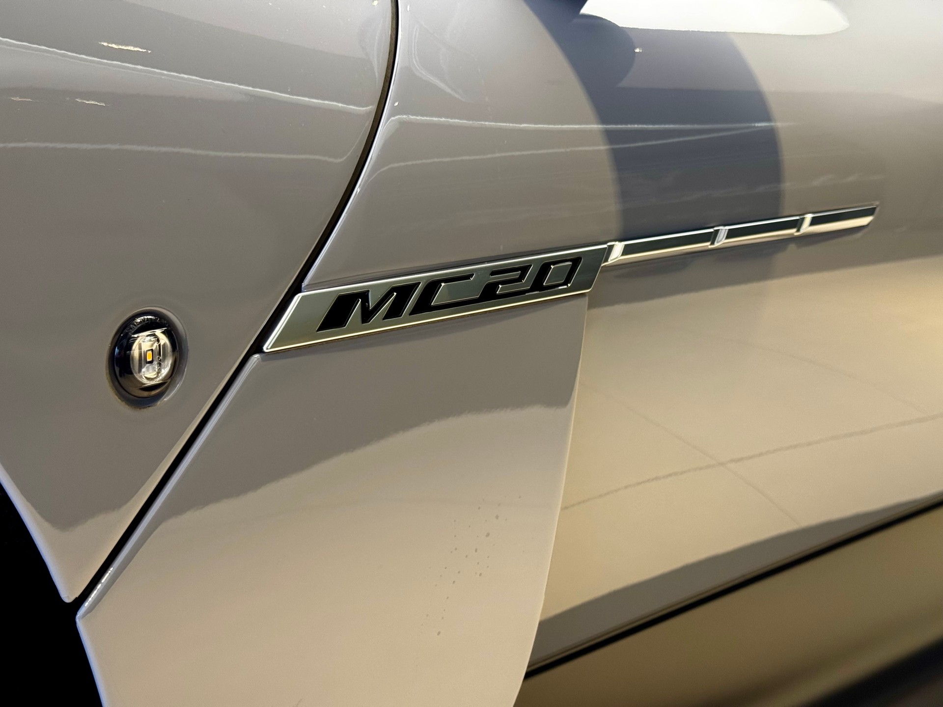 MASERATI MC 20 Cielo-image-9