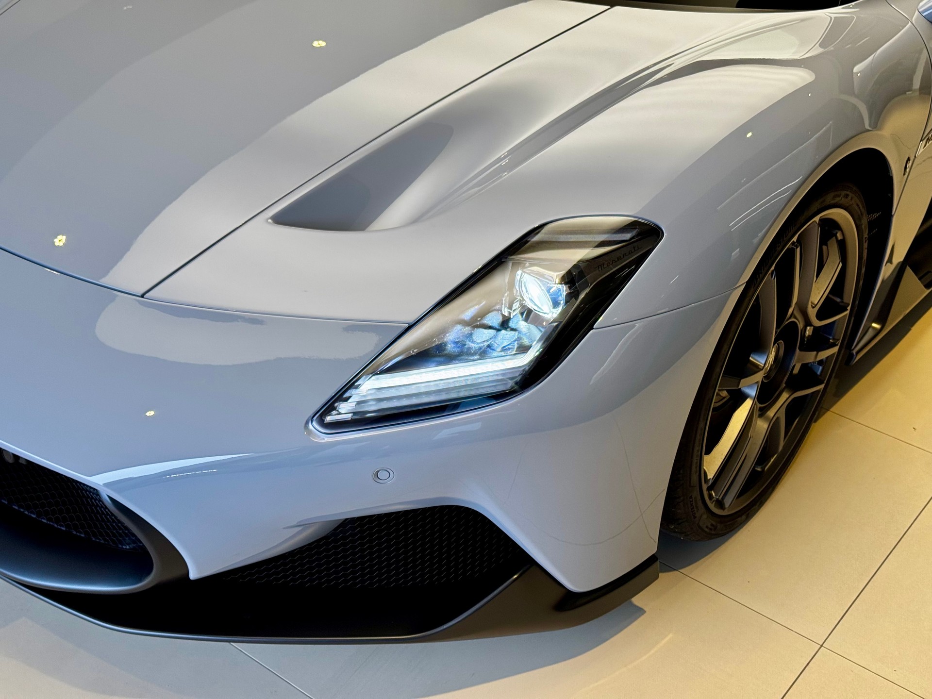 MASERATI MC 20 Cielo-image-7