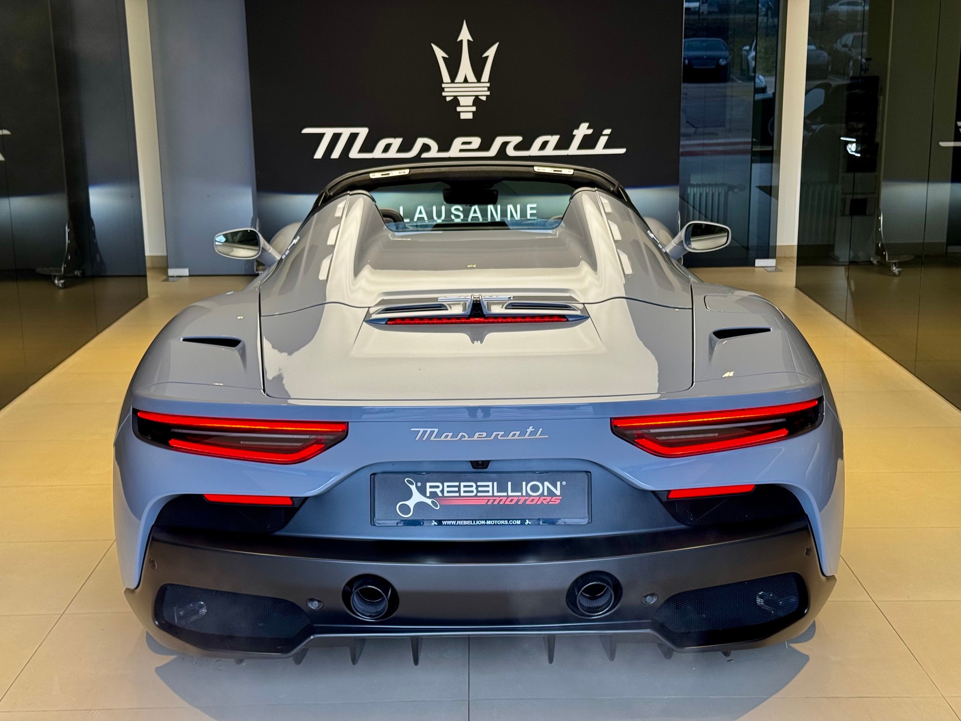 MASERATI MC 20 Cielo-image-4