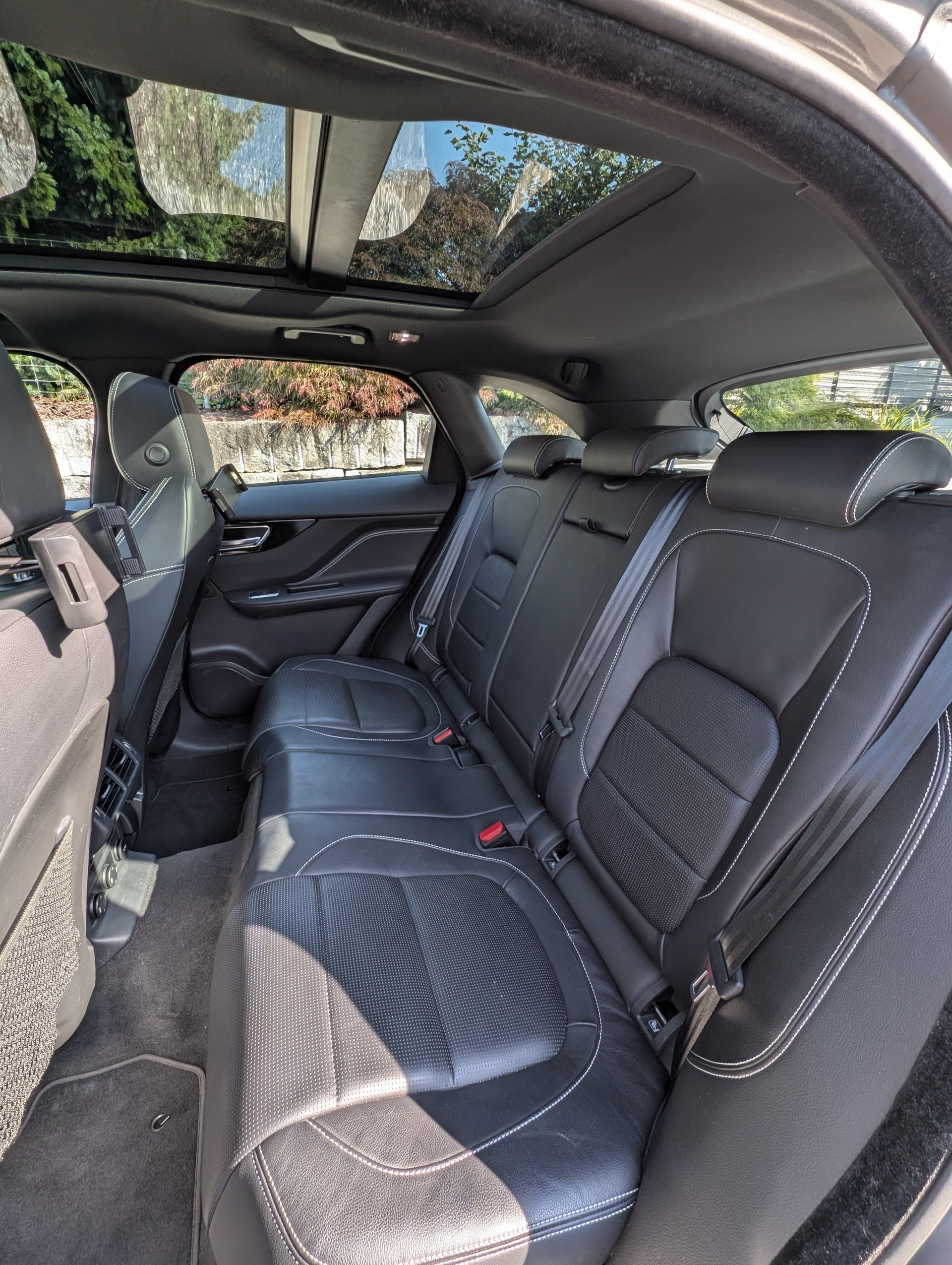 JAGUAR F-Pace 3.0 TD R-Sport AWD Automatik-image-8