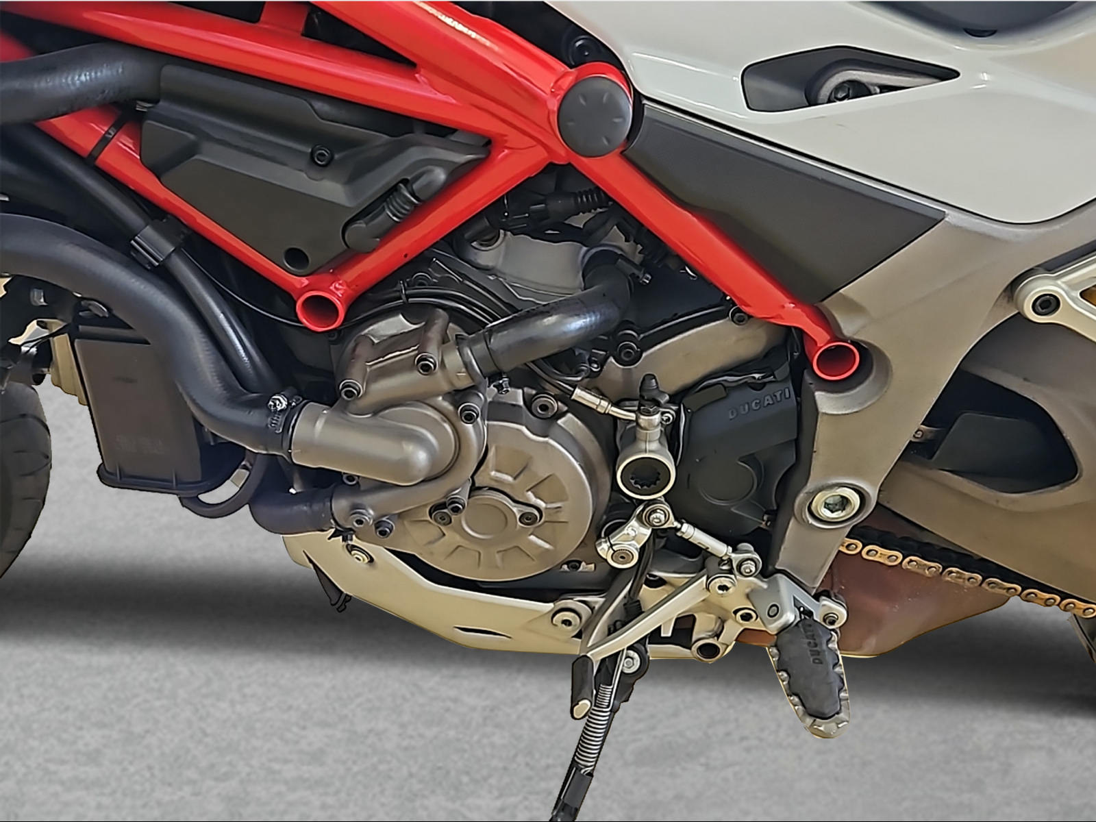DUCATI Multistrada 1200 S-image-7