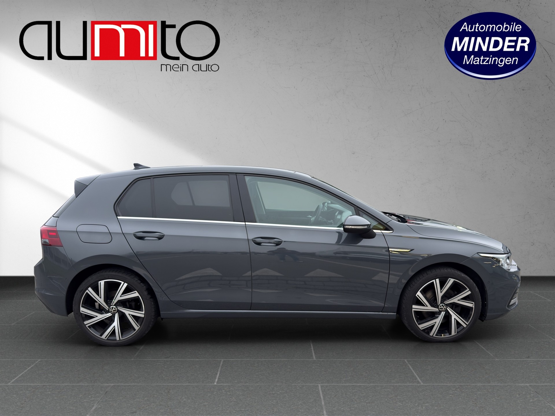 VW Golf 2.0 TSI Style DSG-image-1