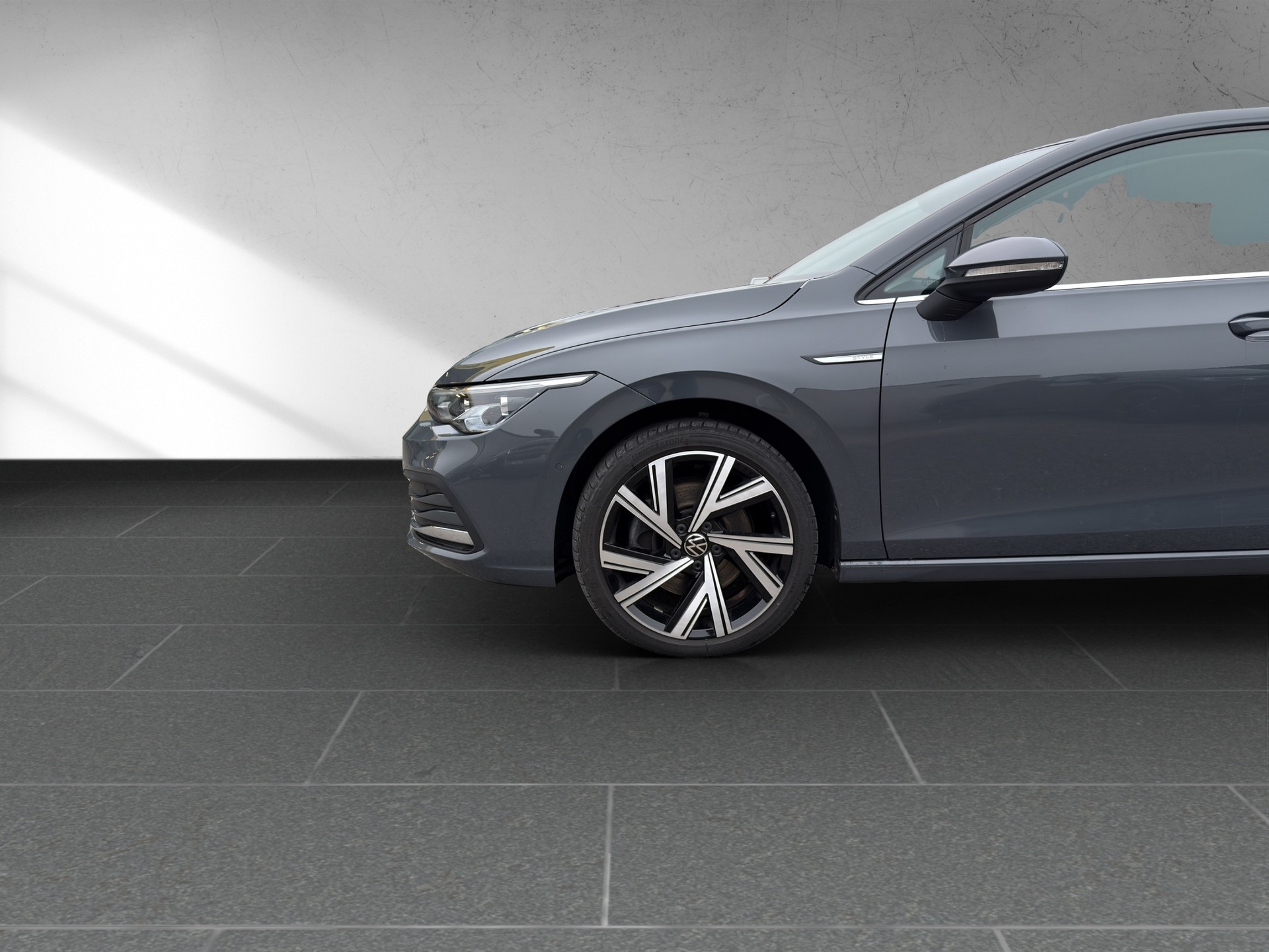 VW Golf 2.0 TSI Style DSG-image-13
