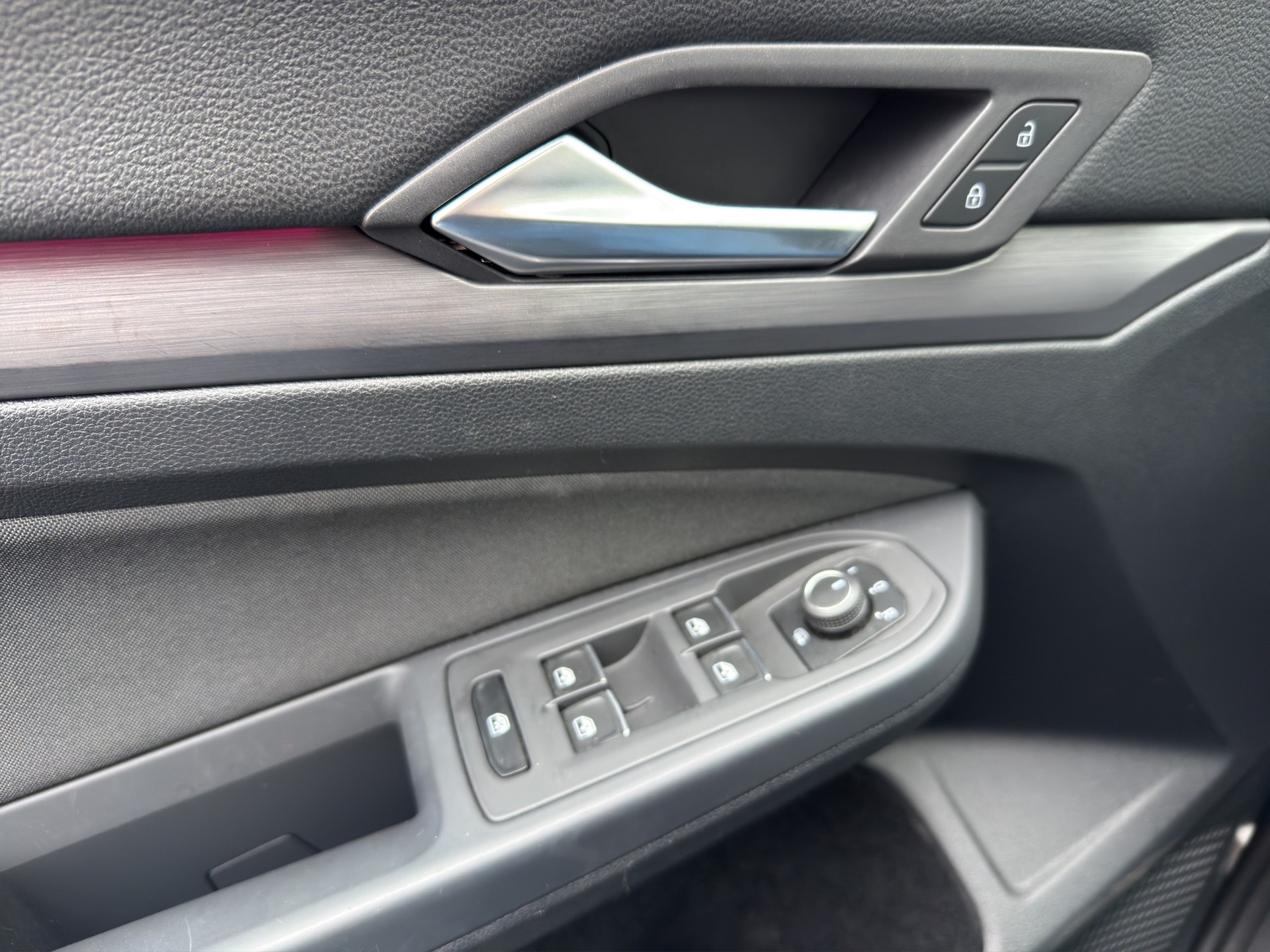 VW Golf 2.0 TSI Style DSG-image-8