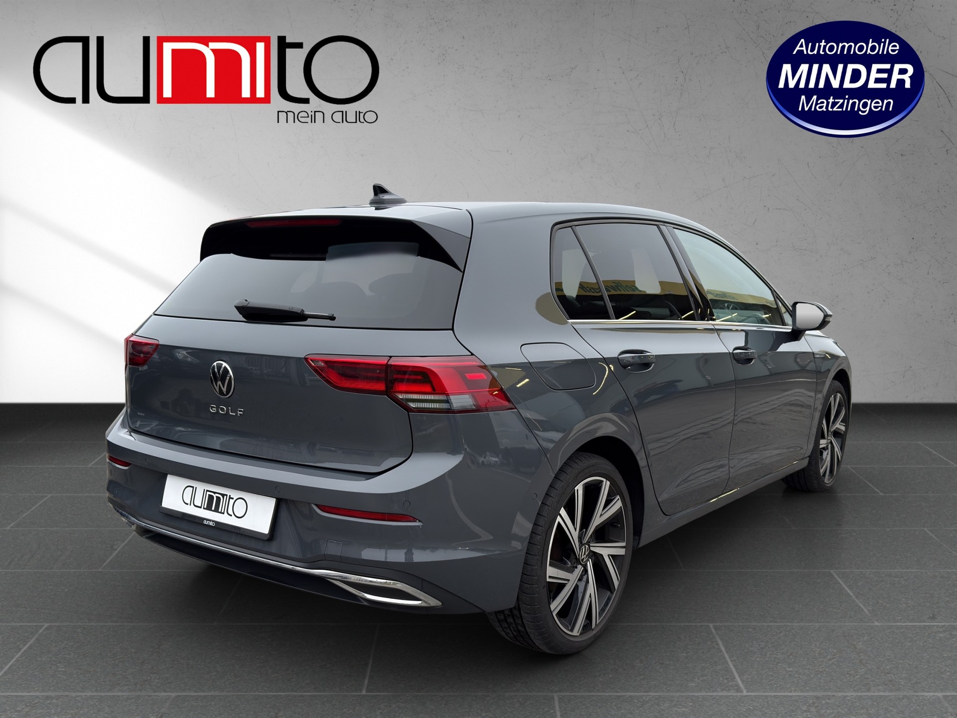 VW Golf 2.0 TSI Style DSG-image-2