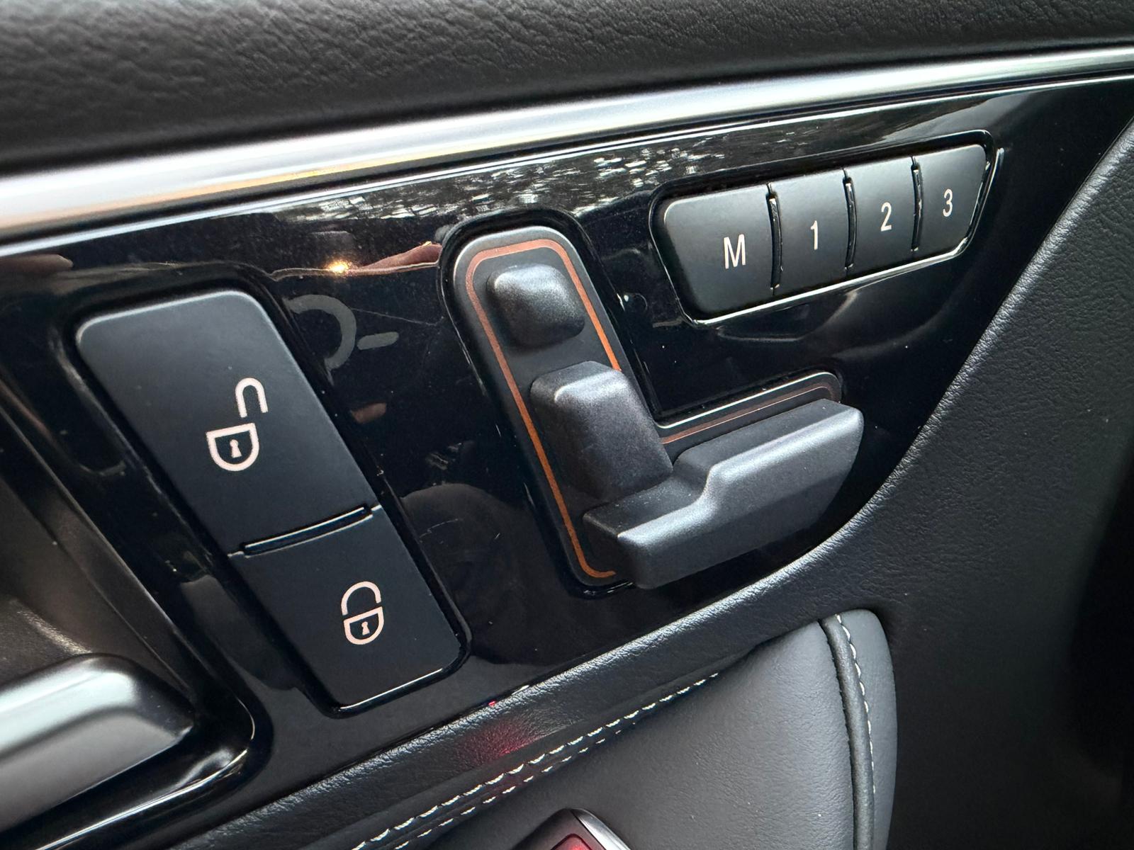 INFINITI Q30 2.2d Premium AWD DCT-image-10