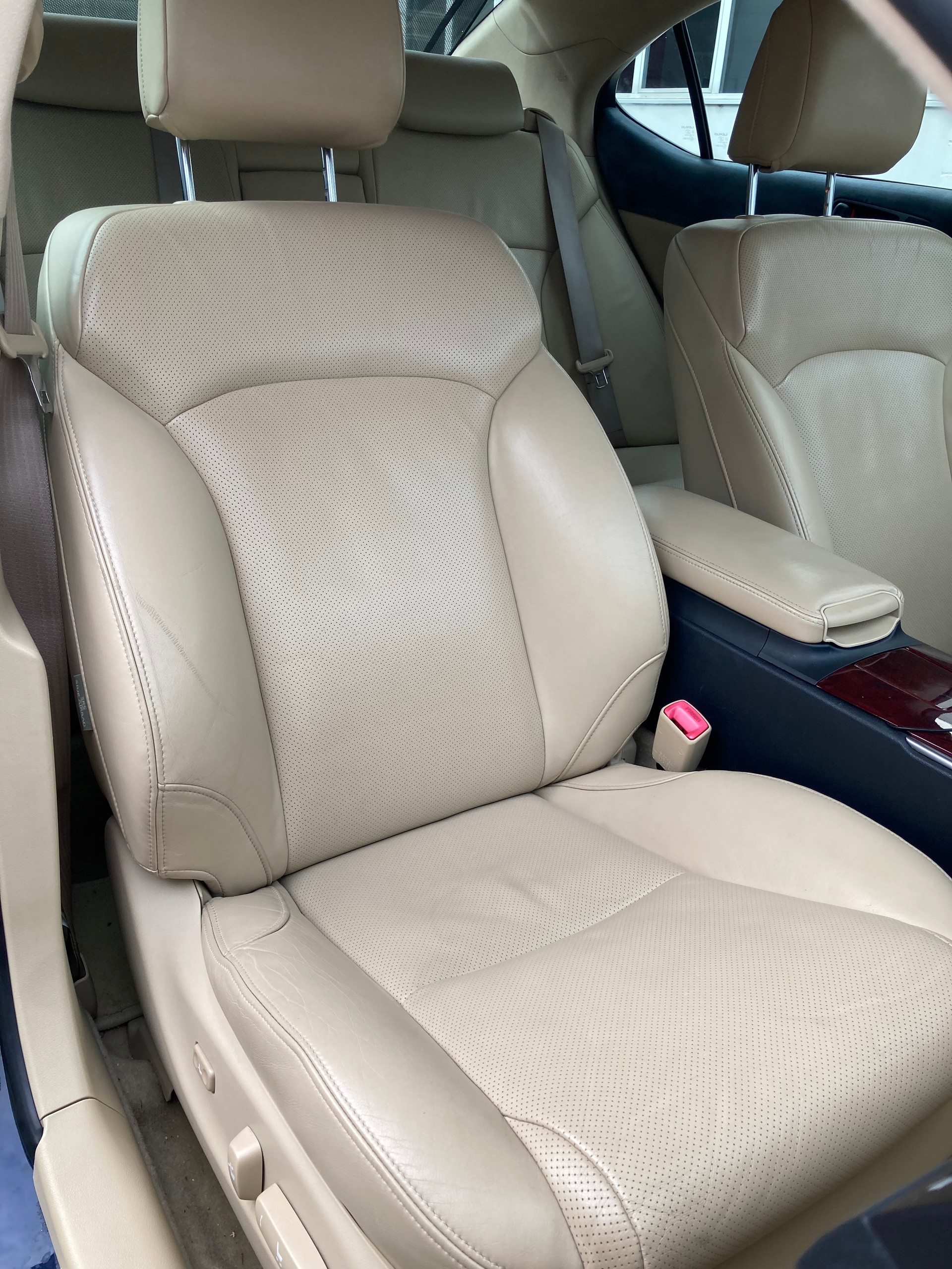 LEXUS IS 250 Business *Servicegepflegt, Rückfahrkamera, Sitzheizung, Sitzkühlung*-image-10