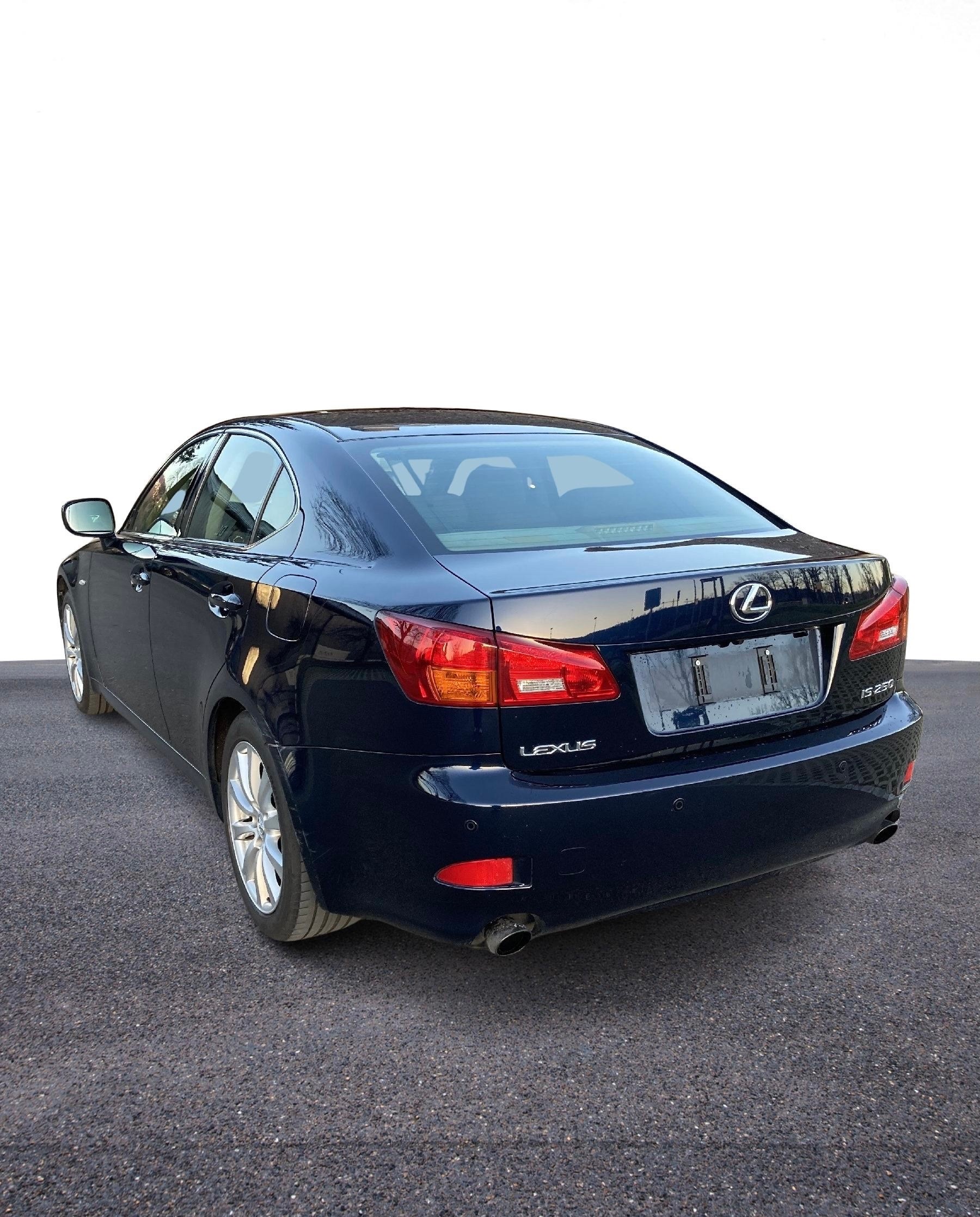 LEXUS IS 250 Business *Servicegepflegt, Rückfahrkamera, Sitzheizung, Sitzkühlung*-image-1