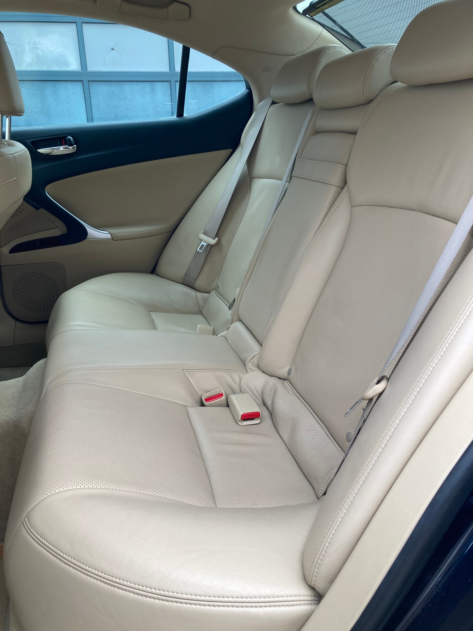 LEXUS IS 250 Business *Servicegepflegt, Rückfahrkamera, Sitzheizung, Sitzkühlung*-image-6
