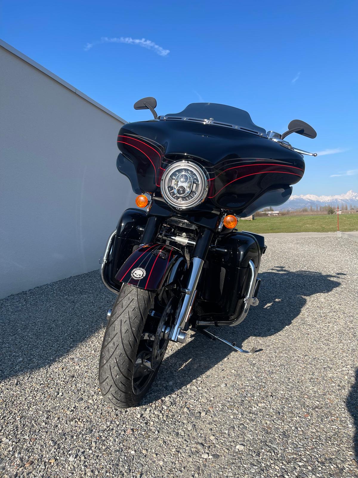 HARLEY-DAVIDSON FLHXSE Street Glide ABS CVO-image-4