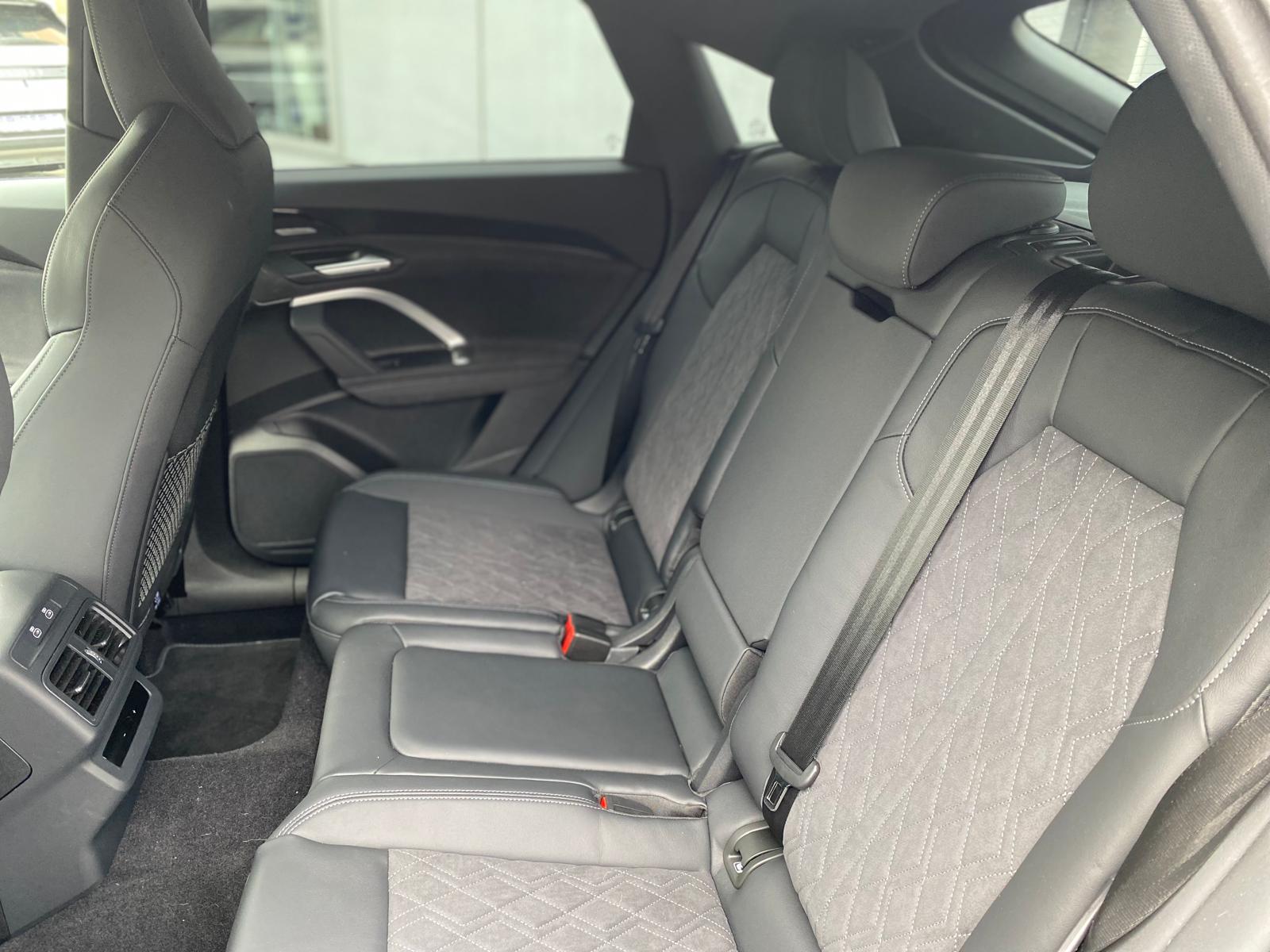 AUDI Sportback 2.0 TFSI Quattro S-Tronic-image-18