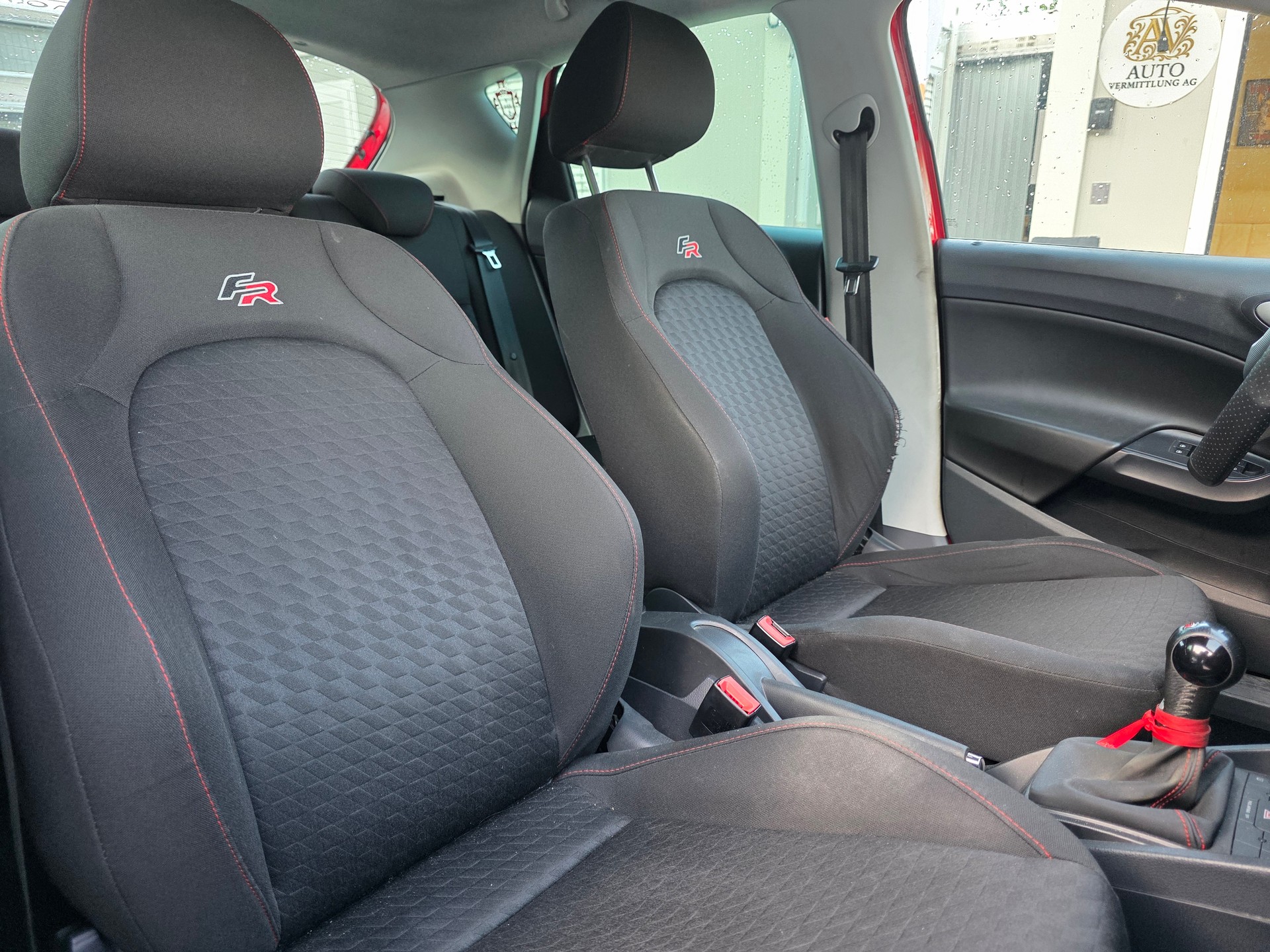 SEAT Ibiza 2.0 TDI FR Frisch ab MFK / FRISCH AB SEHR GROSSEM SERVICE / Garantie / GRATIS LIEFERUNG-image-15