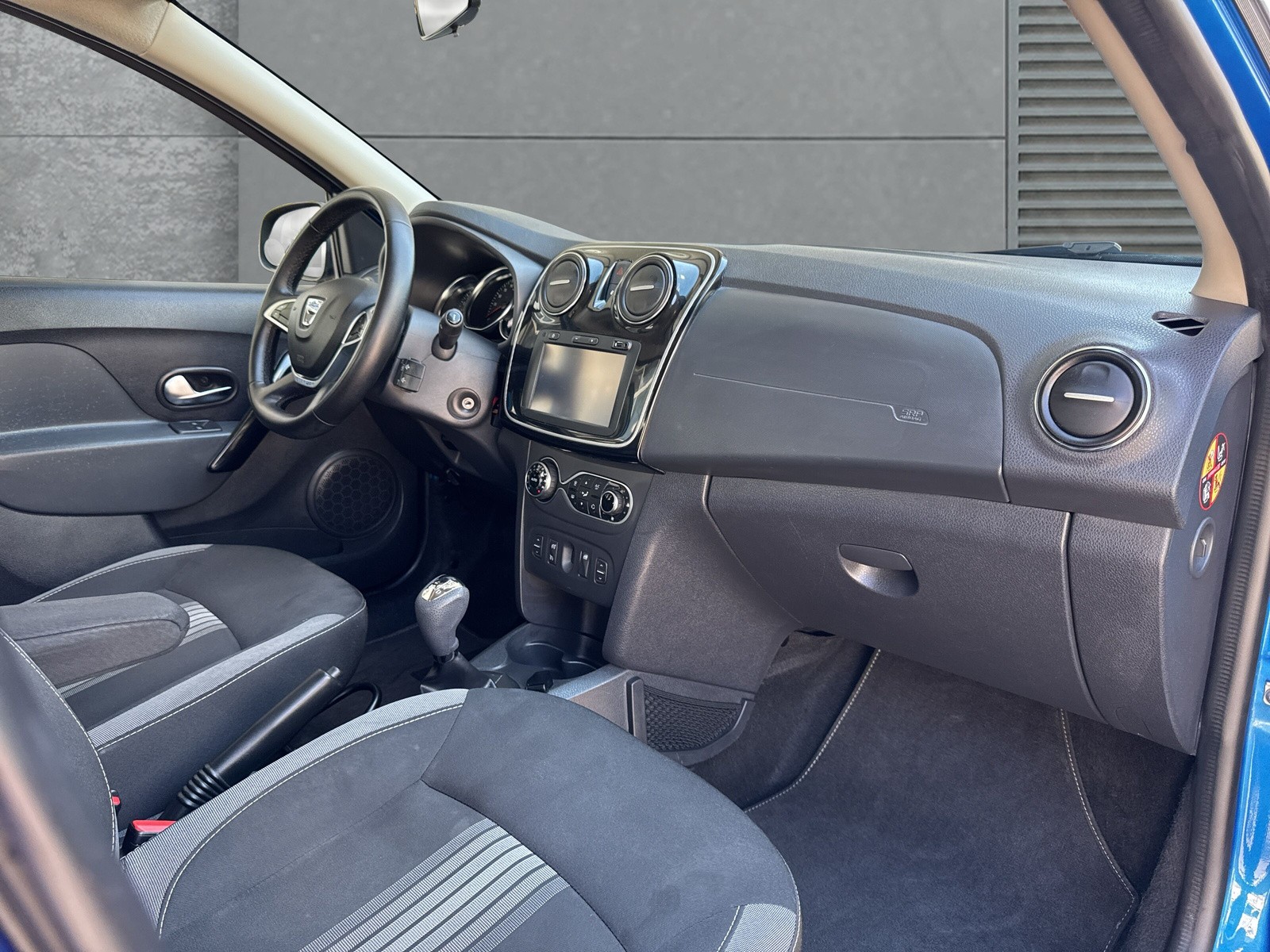 DACIA Sandero Tce 90 Stepway Unlimited Automatic-image-11