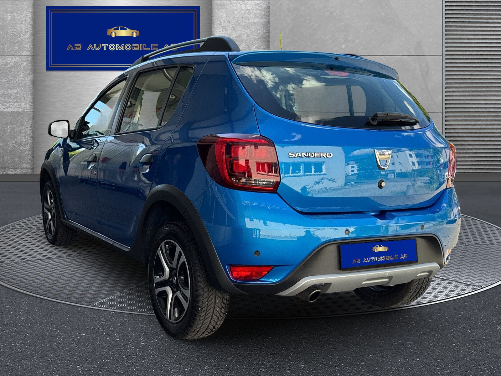 DACIA Sandero Tce 90 Stepway Unlimited Automatic-image-3