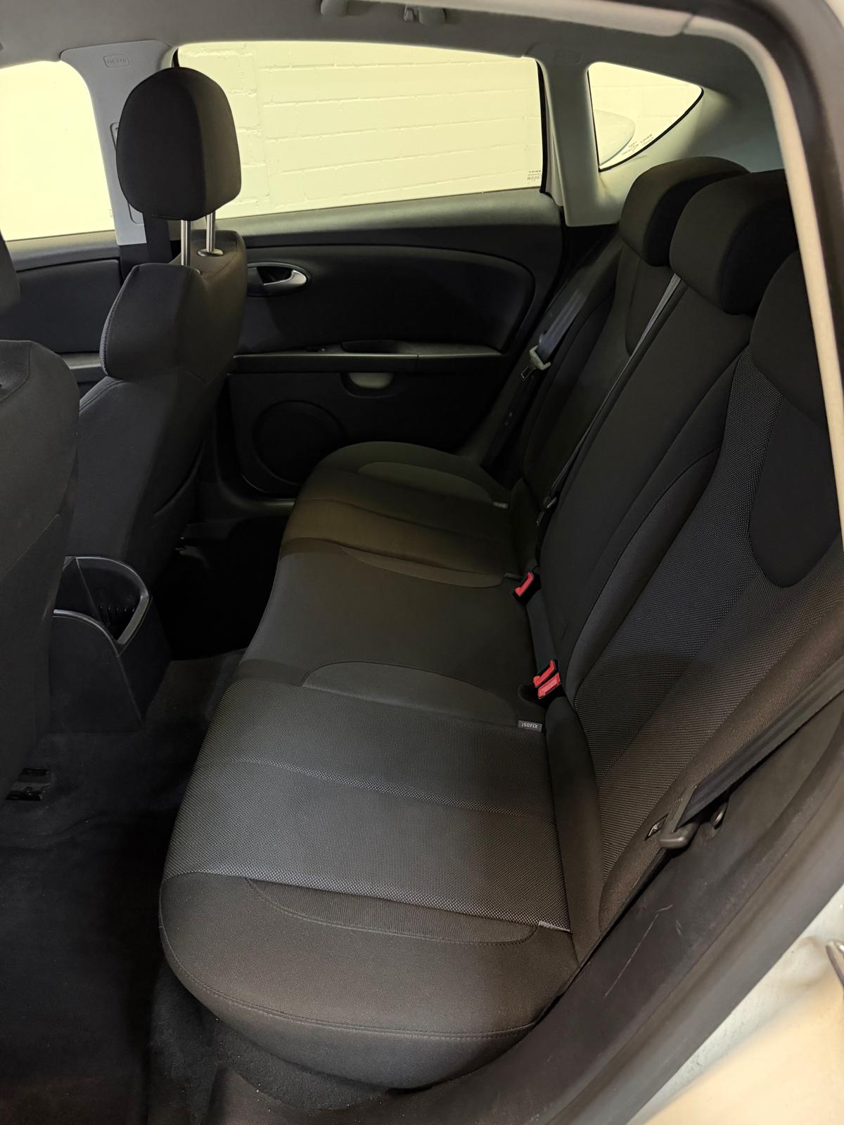 SEAT Leon 2.0 TSI FR CH-Fahrzeug Optisches Tuning-image-11