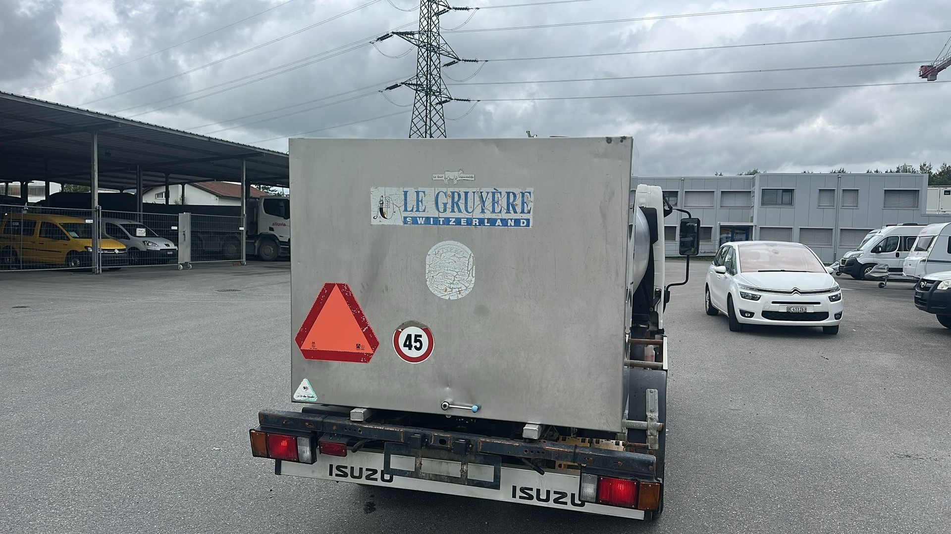 ISUZU NMR 85 - M 50 E-image-4