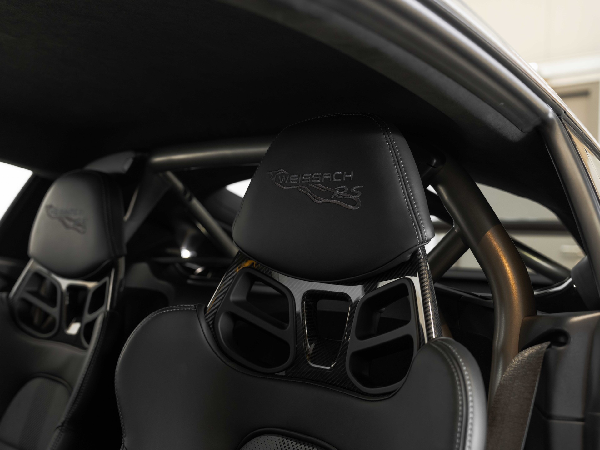PORSCHE 718 Cayman GT4 RS PDK-image-36