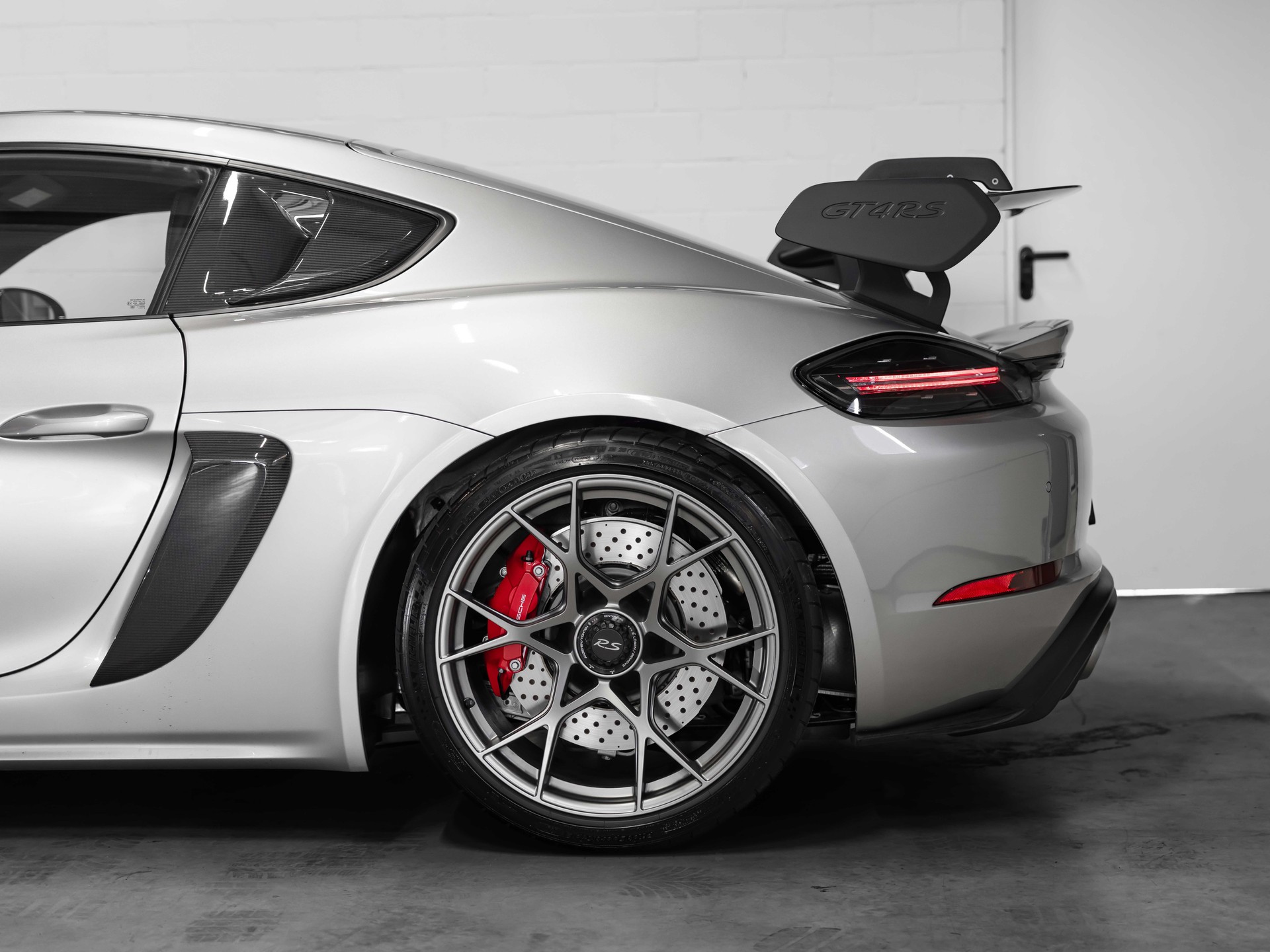 PORSCHE 718 Cayman GT4 RS PDK-image-20