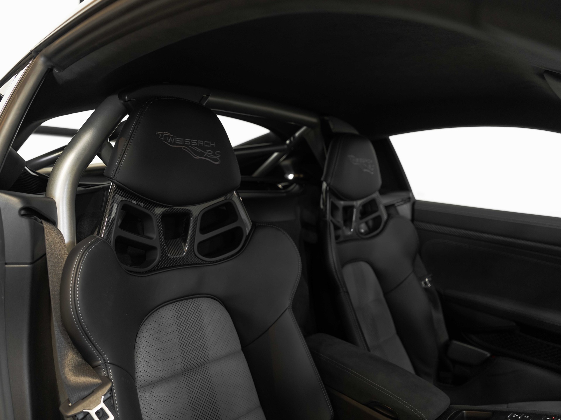 PORSCHE 718 Cayman GT4 RS PDK-image-33