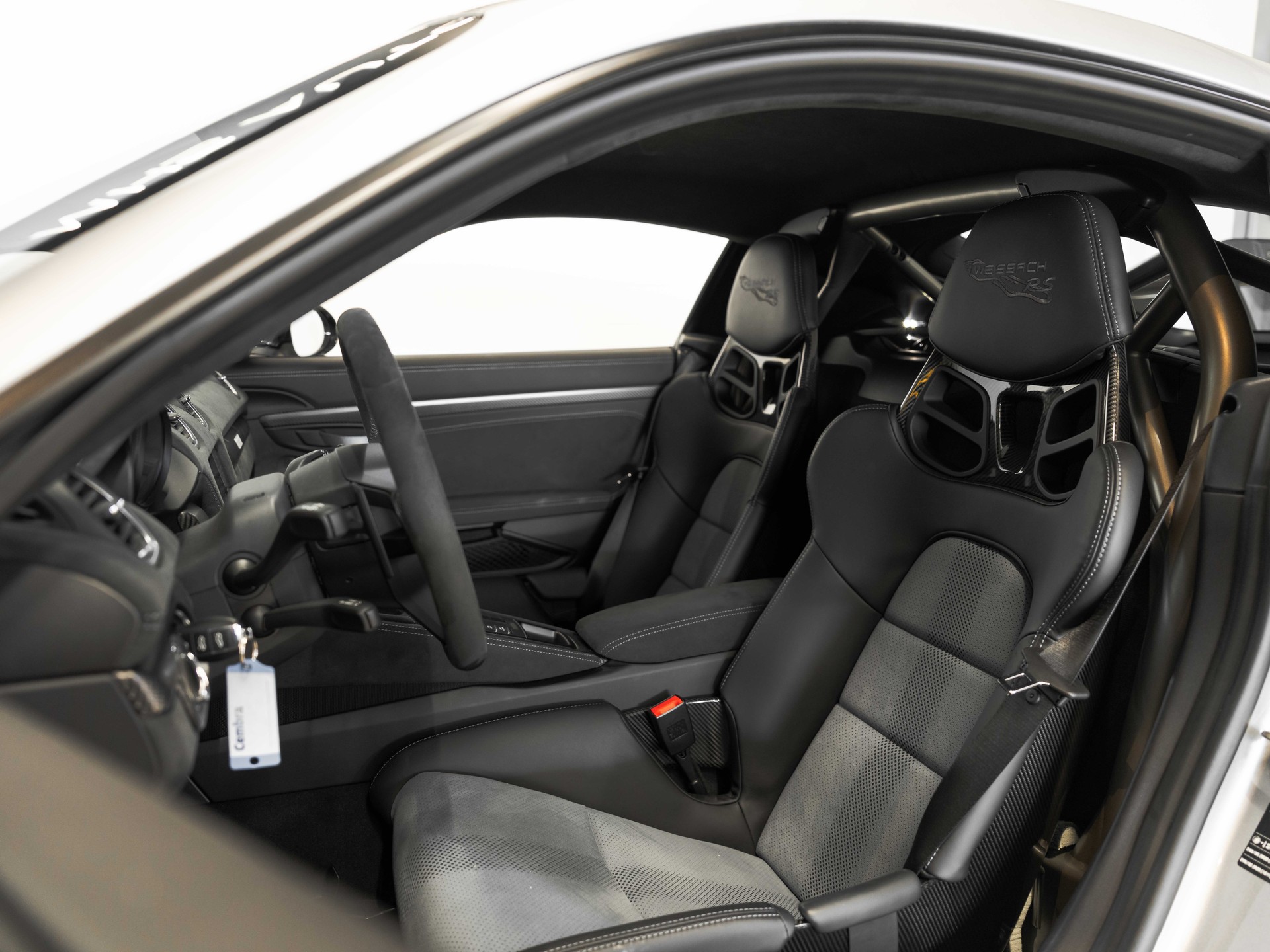 PORSCHE 718 Cayman GT4 RS PDK-image-10