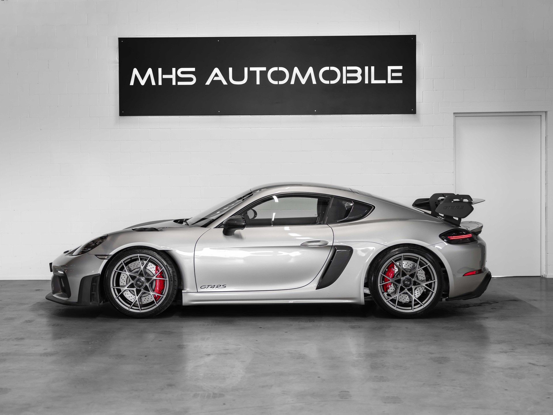 PORSCHE 718 Cayman GT4 RS PDK-showroom-element-1